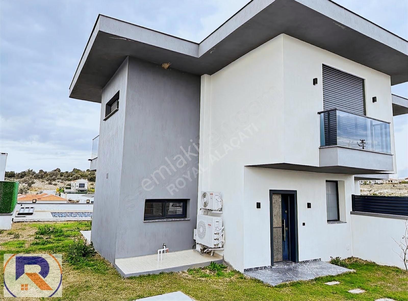 Şifnede Müstakil Havuzlu 3+1 Sıfır Villa