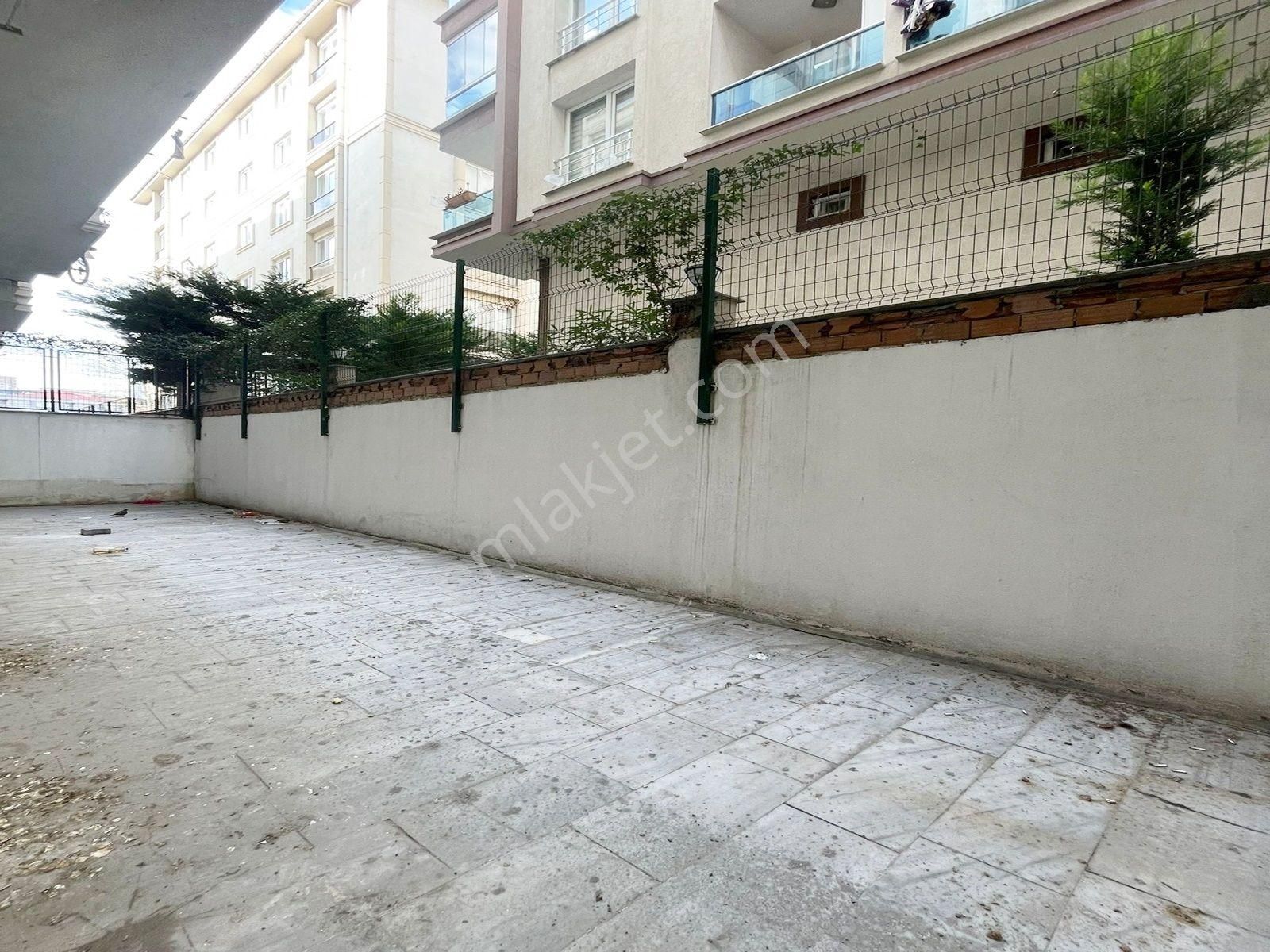 Nes Yapı'dan Metrobüse Yakın Dekorlu Yıl Sonu Fırsat Giriş Daire - Görsel 15