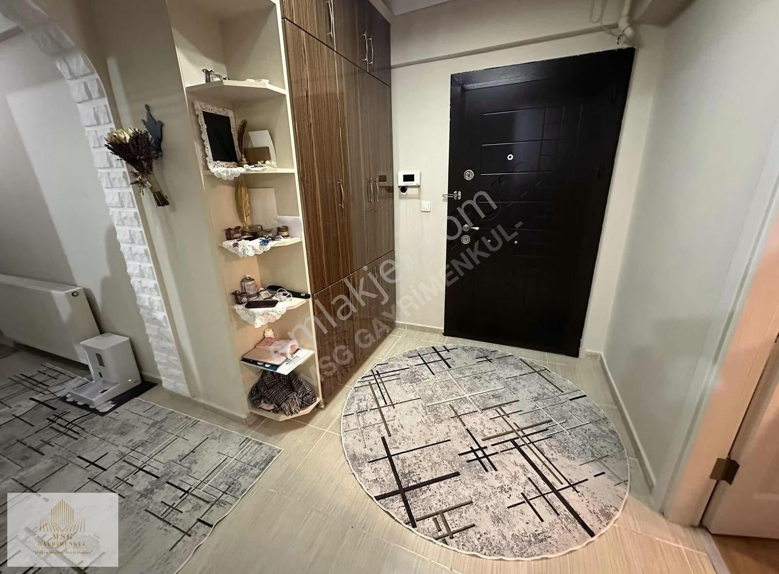 Msg'den Bornova Cadde Üzeri Ege Yaşam Sitesinde Geniş 3+1 Daire - Görsel 14