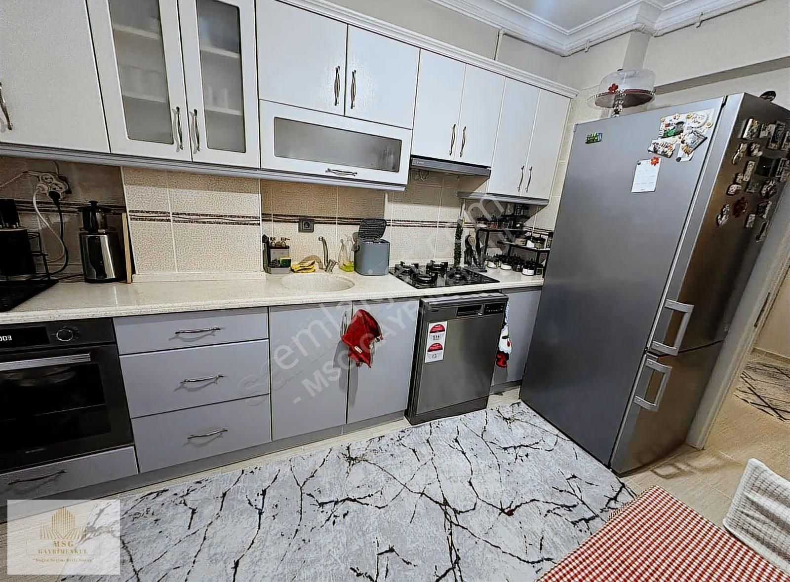 Msg'den Bornova Cadde Üzeri Ege Yaşam Sitesinde Geniş 3+1 Daire - Görsel 45