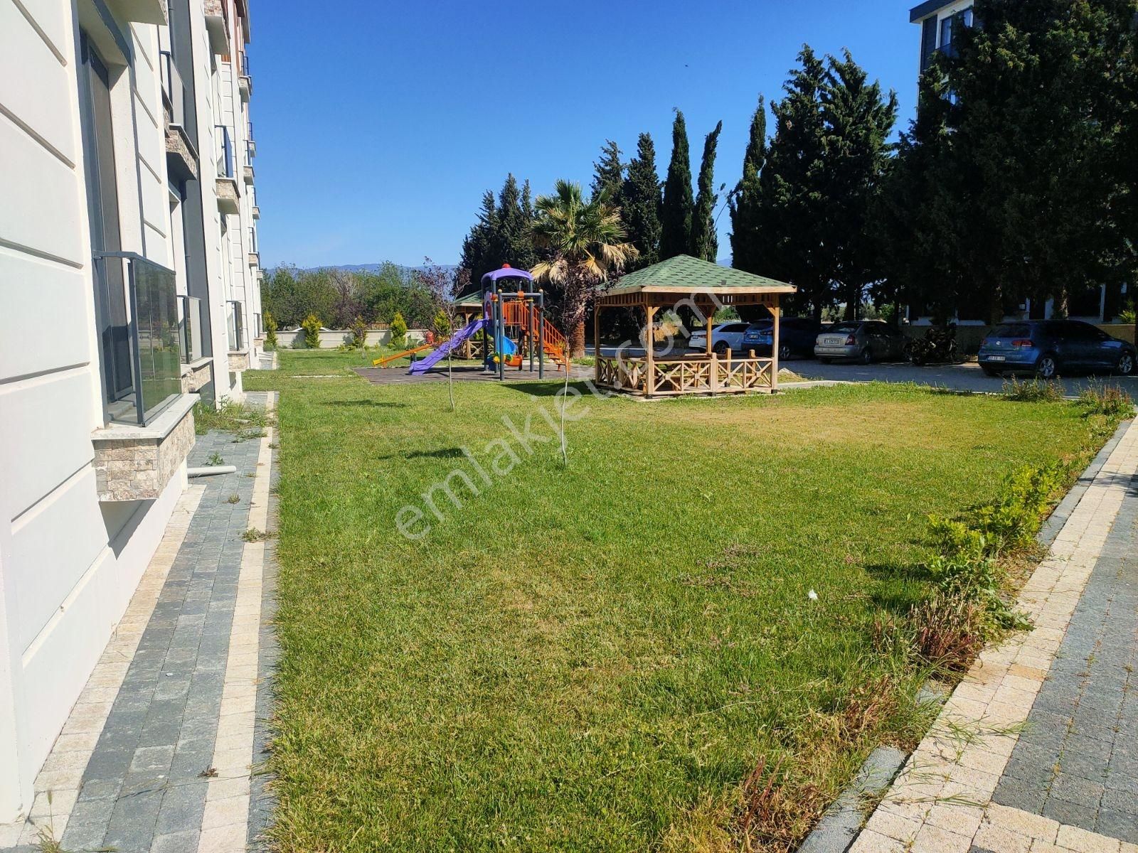 Mira Emlak G.m.den Burhaniye Bahçelievlerde 1+1 Daire - Görsel 9