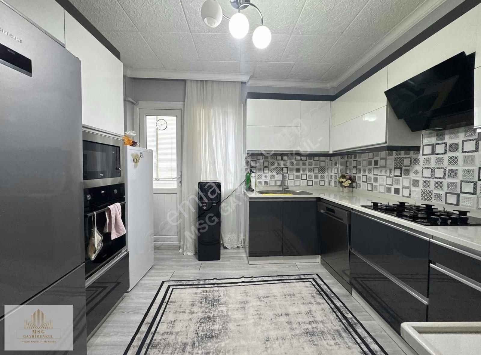 Msg'den Güzelyalı'nın Nezih Sokağında Ferah, 3+1 Masrafsız Daire - Görsel 12