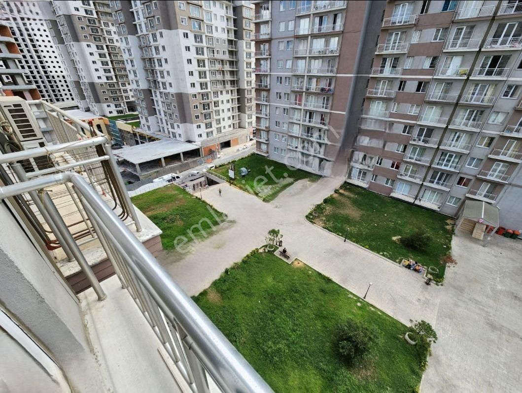 Metrobüse 5dk! Full Donanımlı Site İçi Ebeveyn Banyolu 2+1 Genişm2 Arakat Daire - Görsel 13