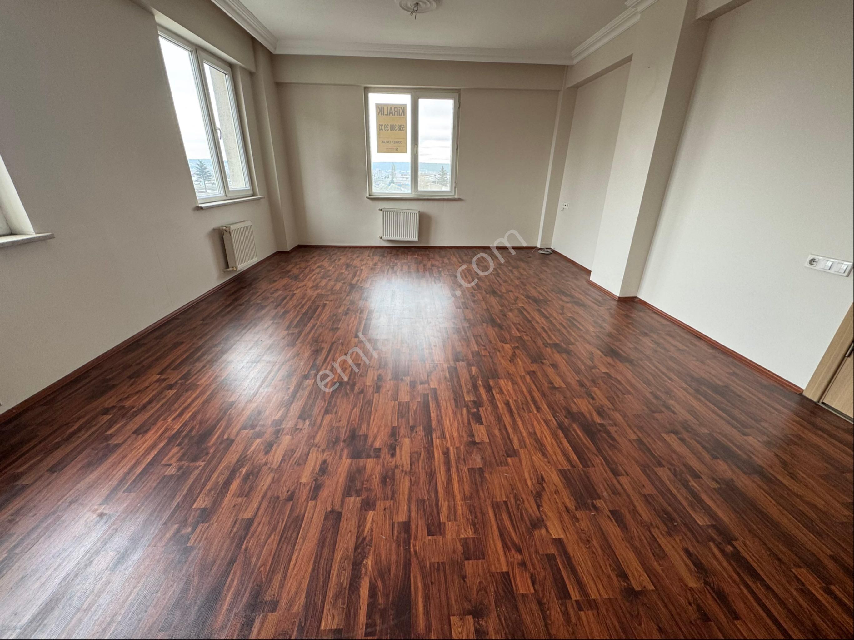 Conker İnşaat Emlak’tan Batıkent Mahallesi 3+1 Site İçi Kiralık Daire - Görsel 22