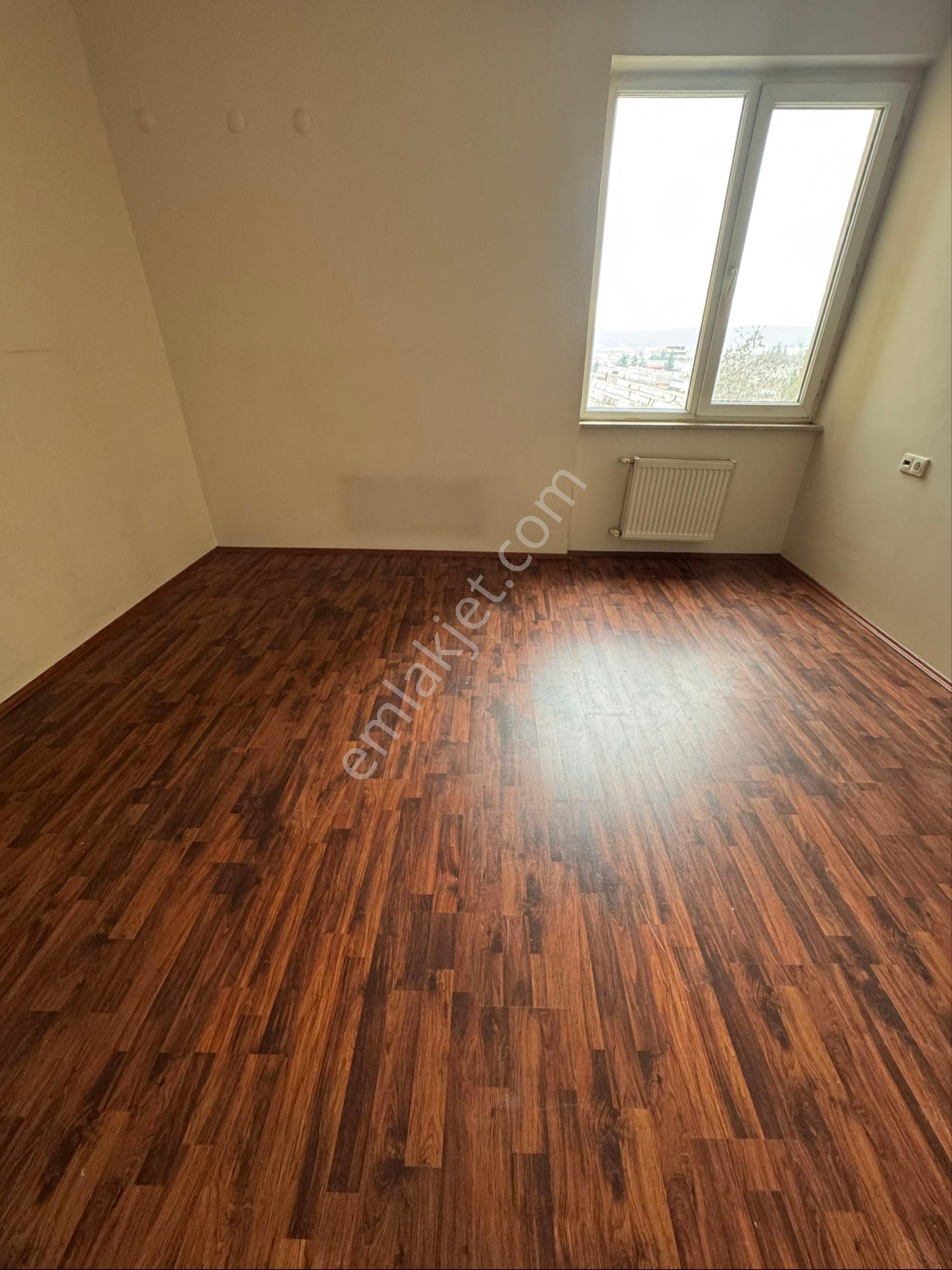Conker İnşaat Emlak’tan Batıkent Mahallesi 3+1 Site İçi Kiralık Daire - Görsel 13