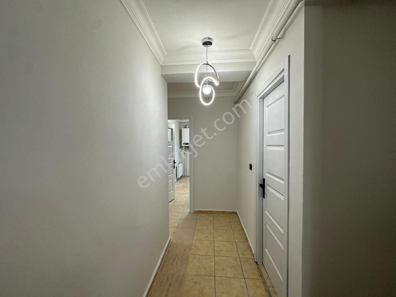 Yeşilyurt Mah.mavi Bulvar Yakını 3+1+d.gazlı Satılık Daire........ - Görsel 3