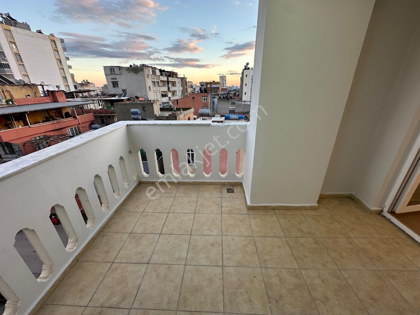 Yeşilyurt Mah.mavi Bulvar Yakını 3+1+d.gazlı Satılık Daire........ - Görsel 9