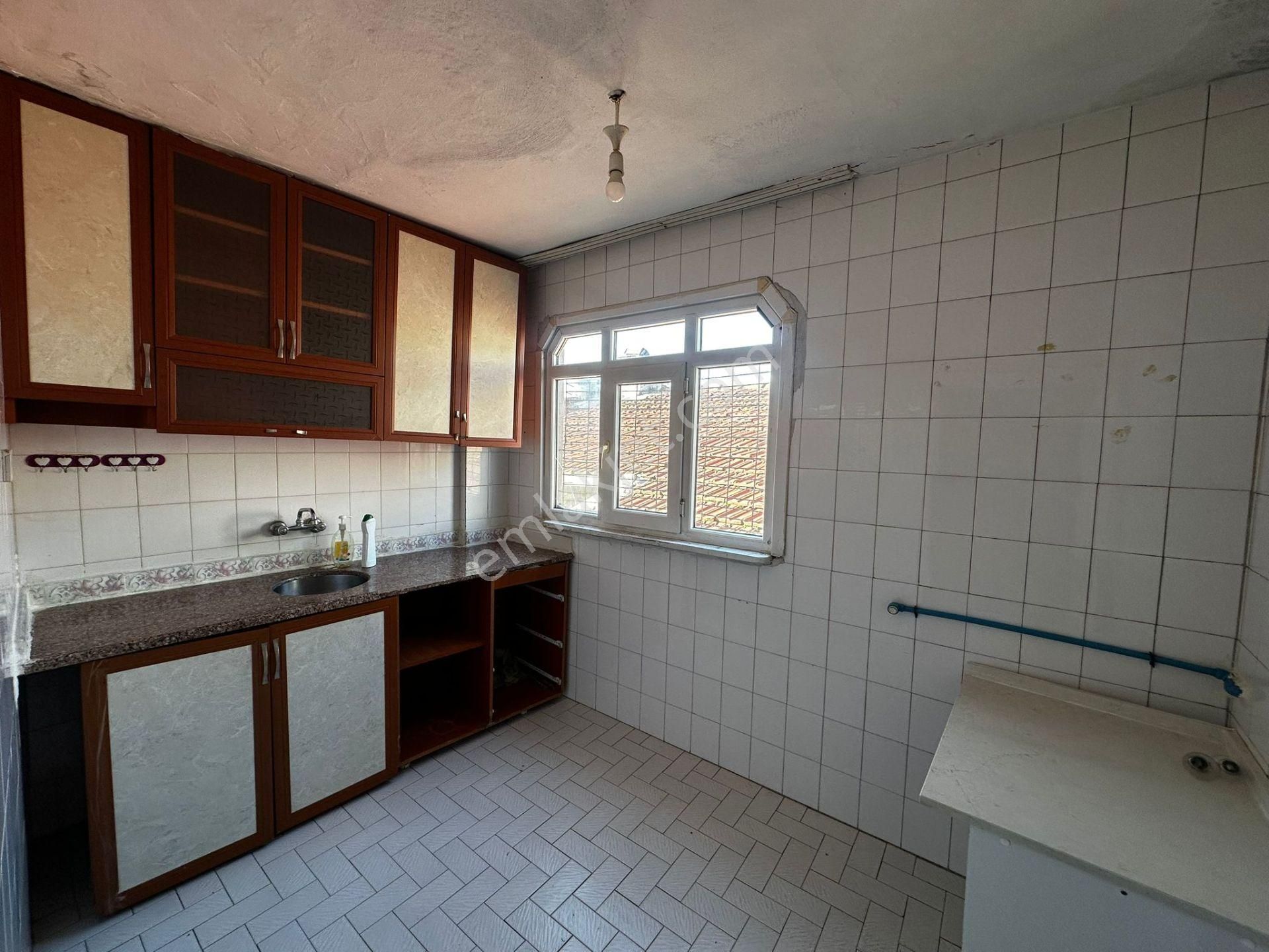 Litros'tan Fevzi Çakmak Mahallesi 1+1 Kiralık 70m² Kiralık Daire