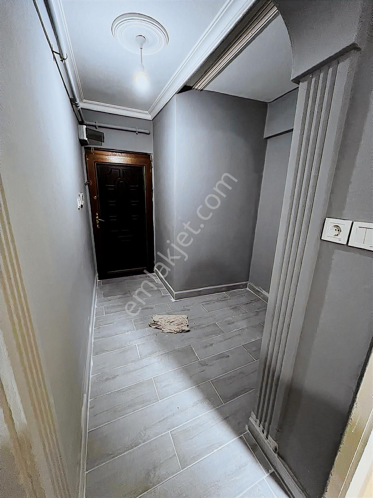Korkmaz Gayrimenkul'den Kiralık Merkezi Konumda Kiralık 2+1 Dair - Görsel 2