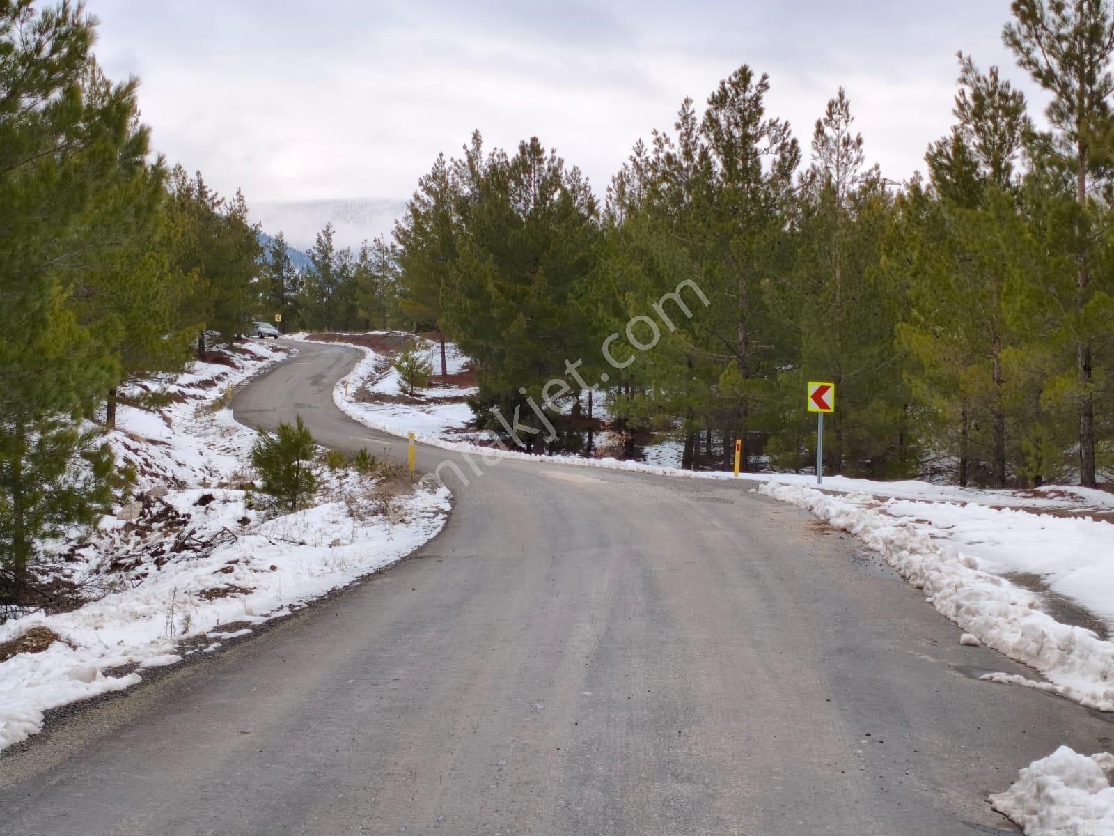 Kar Emlaktan Yenikonacık Ta Çarşı Merkezine Yakın 400 M2 Satılık Arsa - Görsel 19