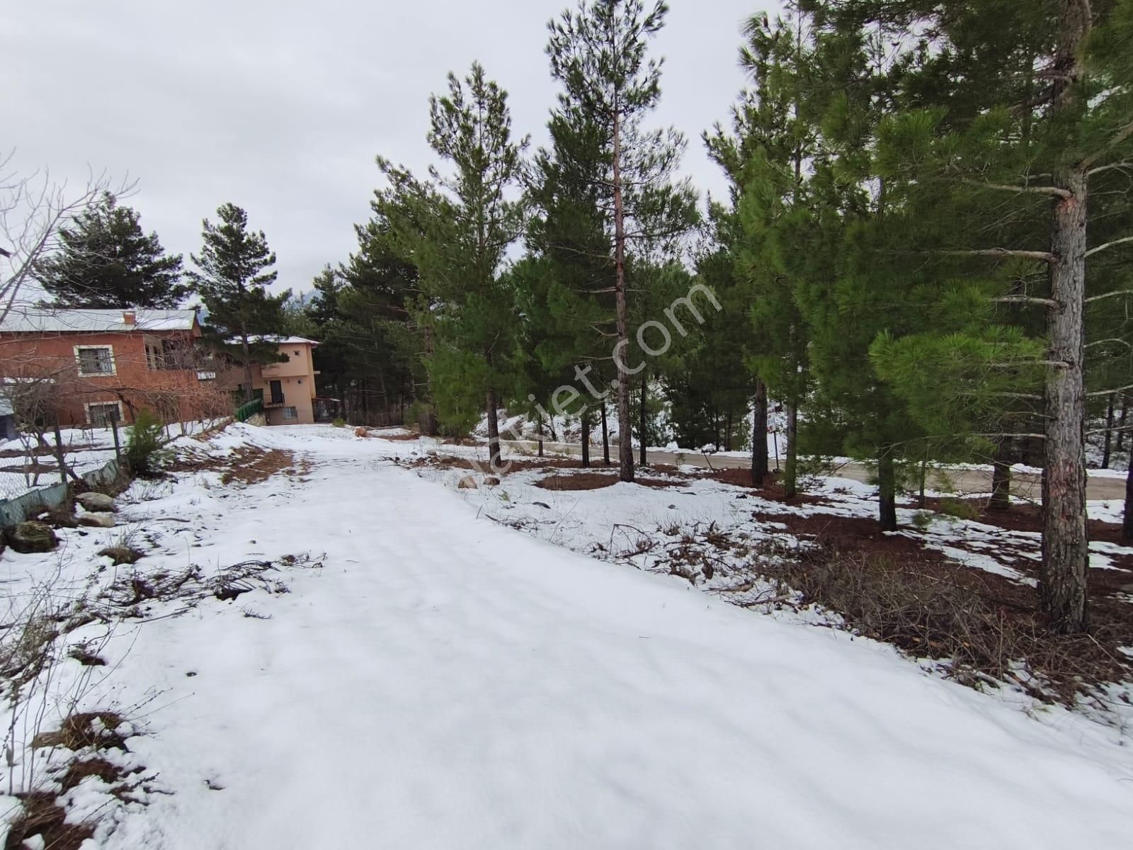 Kar Emlaktan Yenikonacık Ta Çarşı Merkezine Yakın 400 M2 Satılık Arsa - Görsel 23