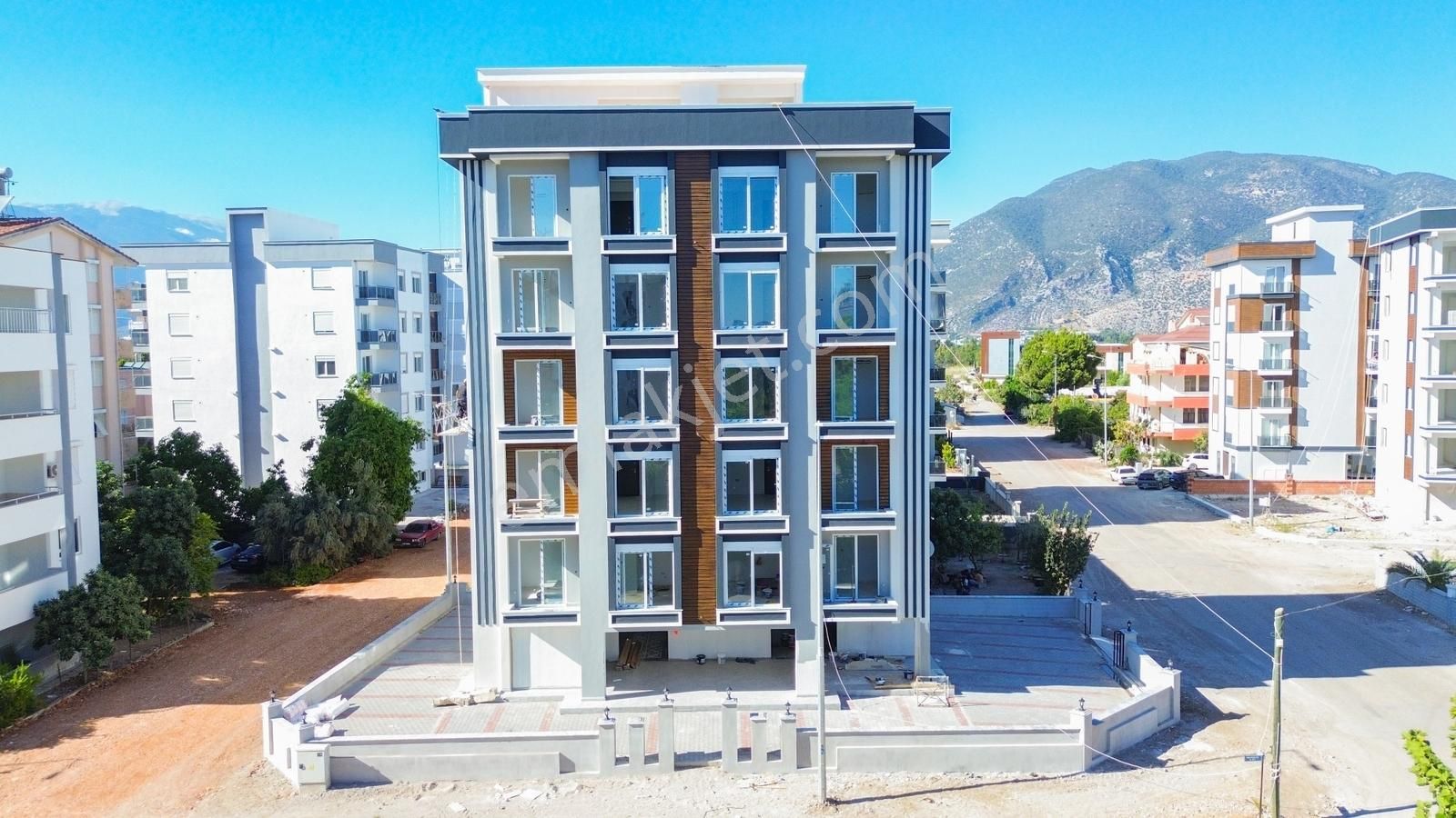 Ertuğrul'dan Denize Yakın 1+1 Satılık Daire - Görsel 5