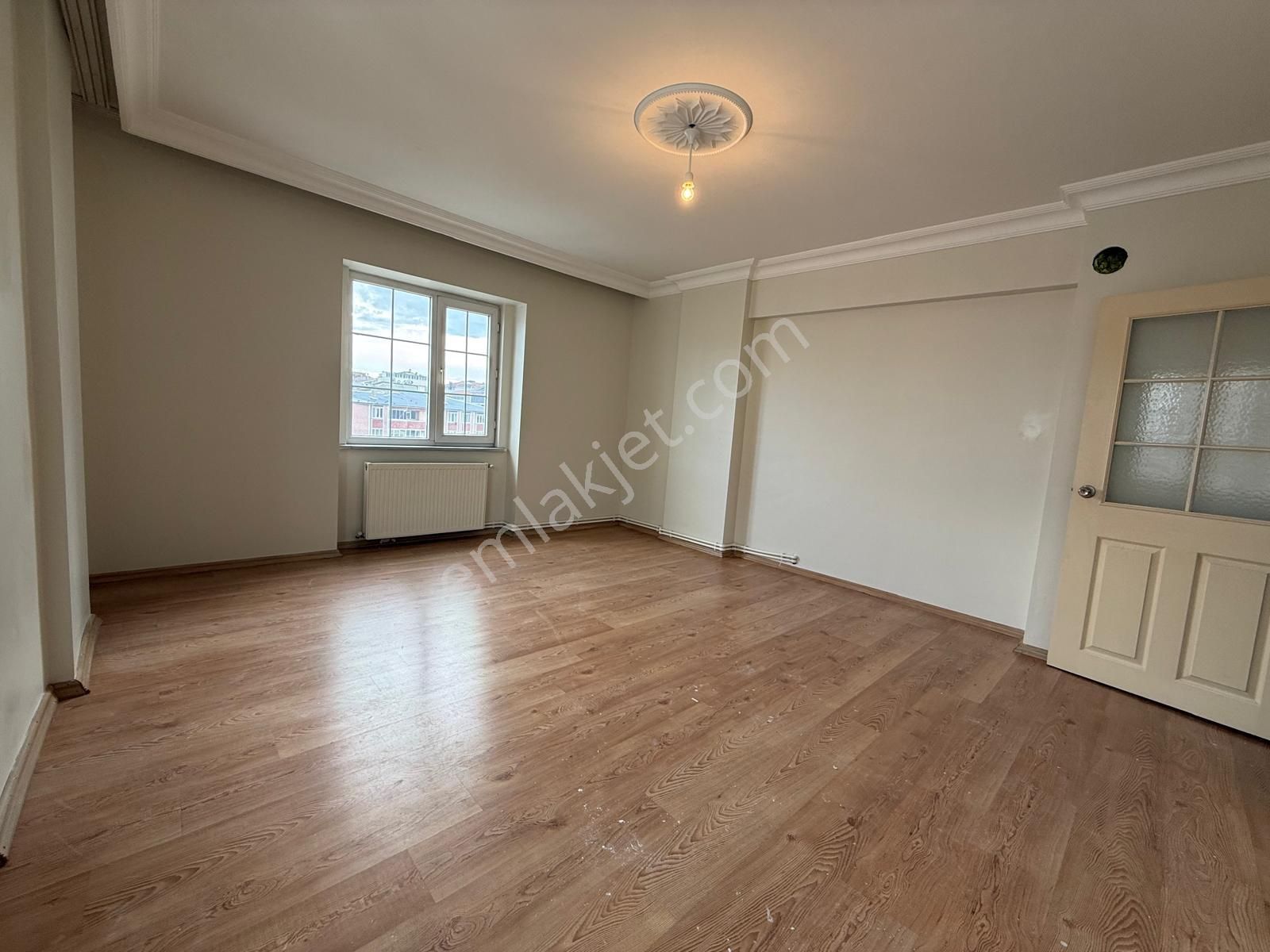 Ergünler İnşaattan Belediye Merkezde 2+1 Kiralık Daire - Görsel 2