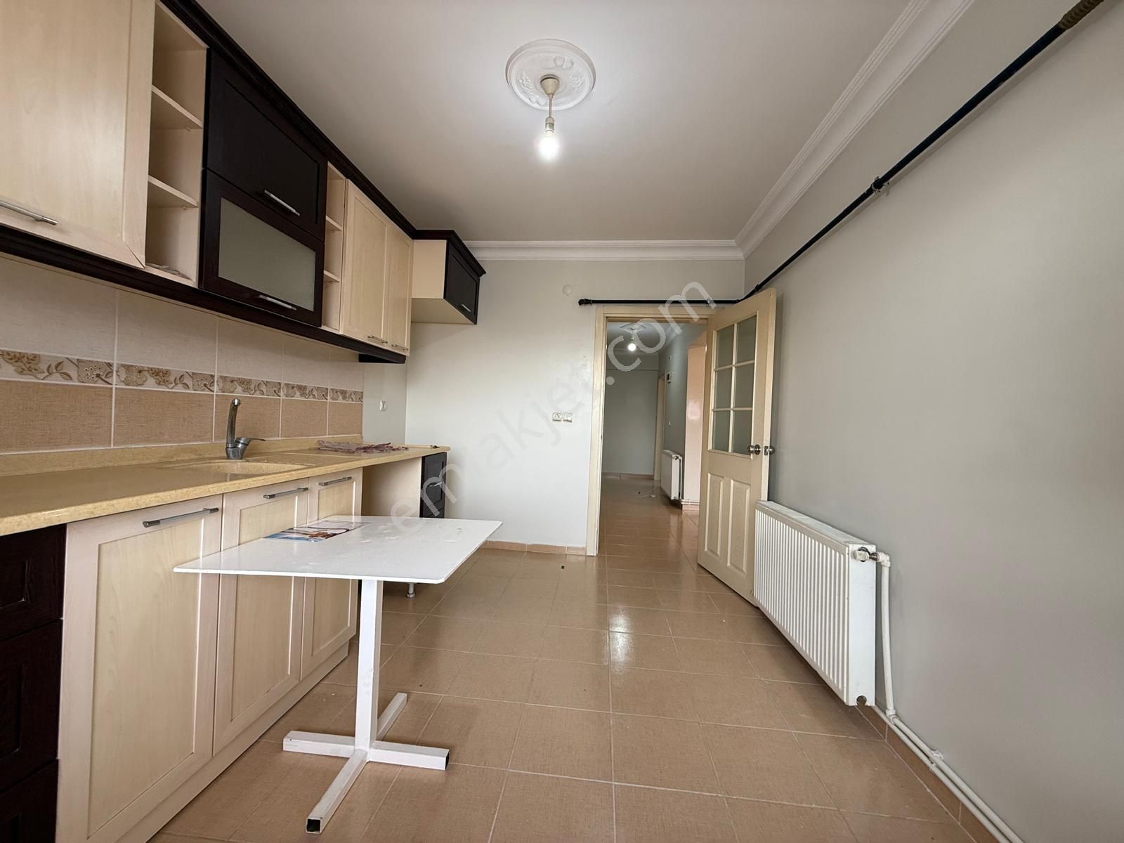 Ergünler İnşaattan Belediye Merkezde 2+1 Kiralık Daire - Görsel 5