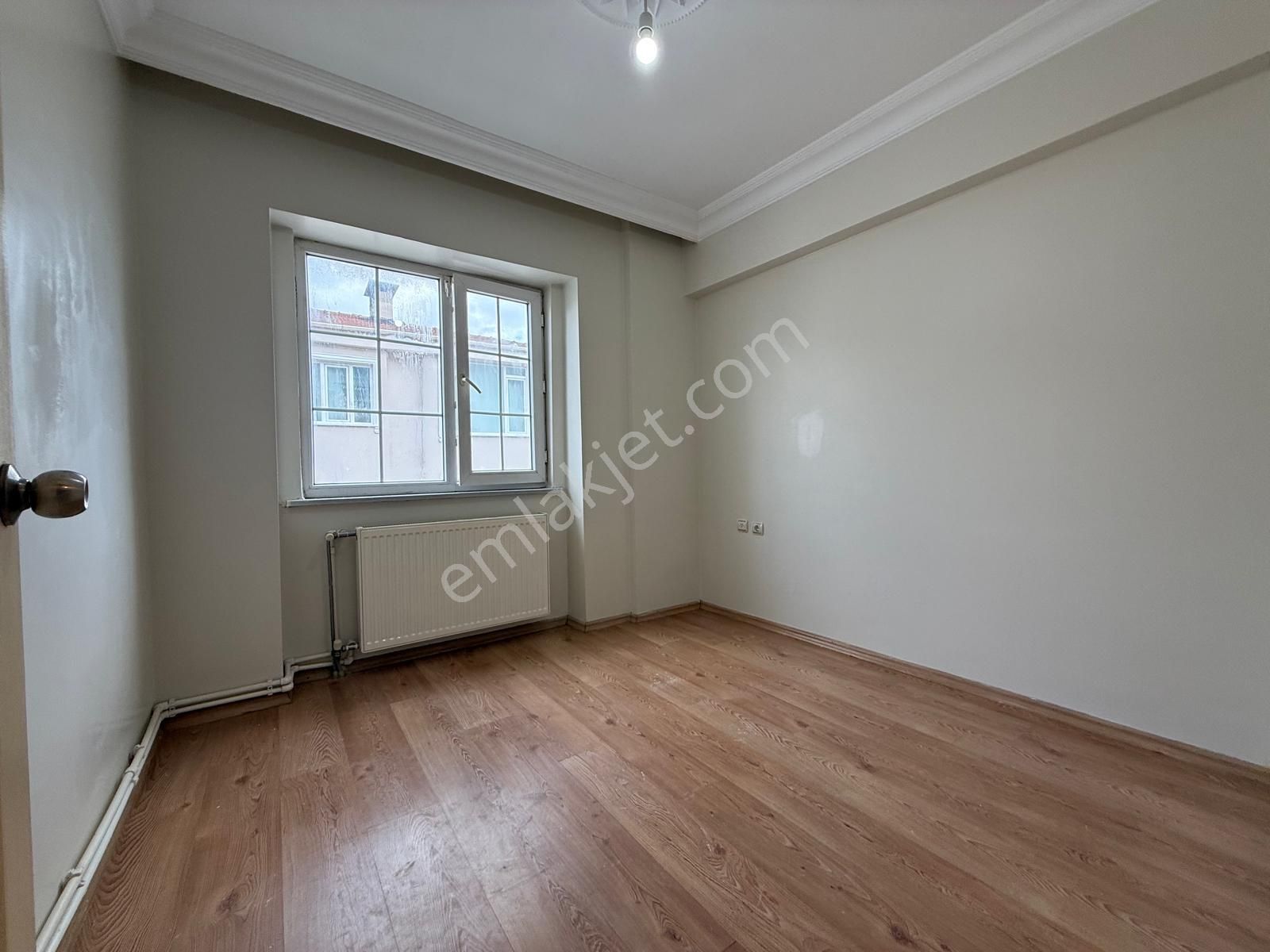 Ergünler İnşaattan Belediye Merkezde 2+1 Kiralık Daire - Görsel 9