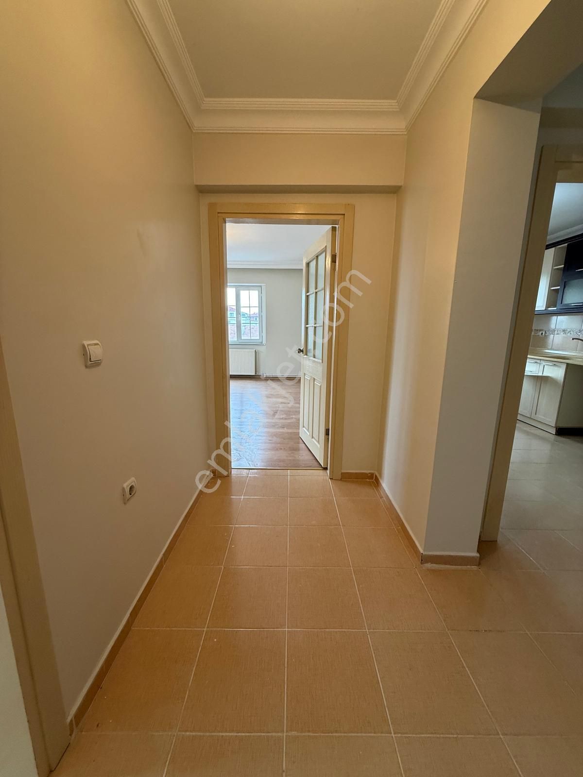 Ergünler İnşaattan Belediye Merkezde 2+1 Kiralık Daire - Görsel 8