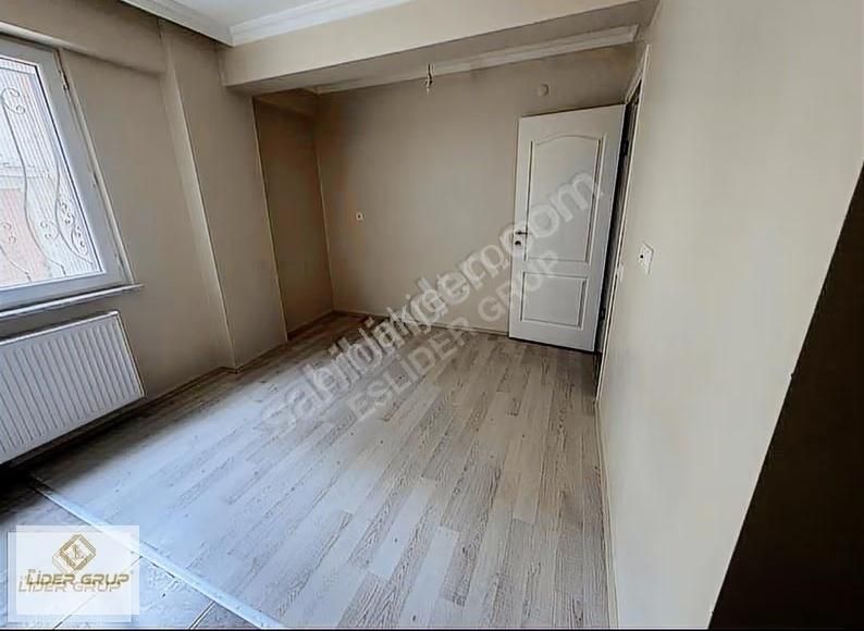 Eslider Emlkatan Satılık 1+1 - Görsel 8