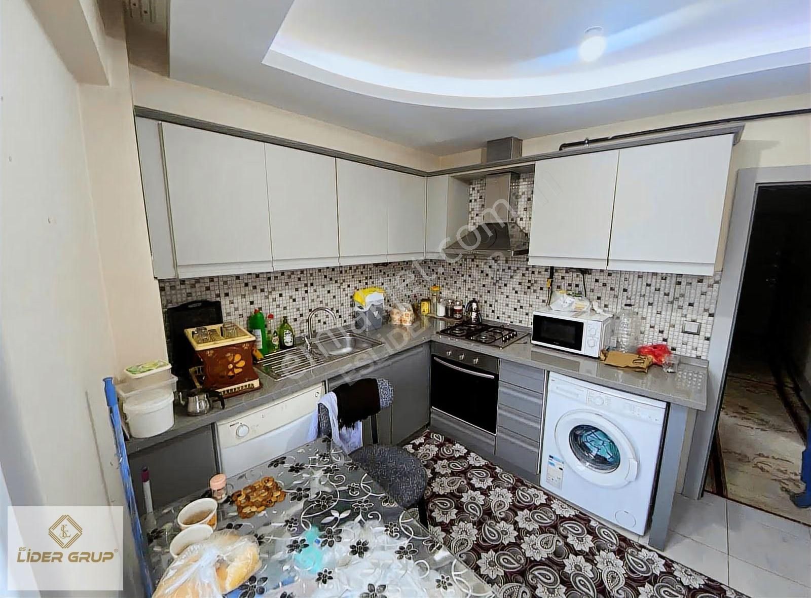 Eslider'den Muhteşem Konumda Yerden Isıtmalı Lüks 2+1 Daire - Görsel 14