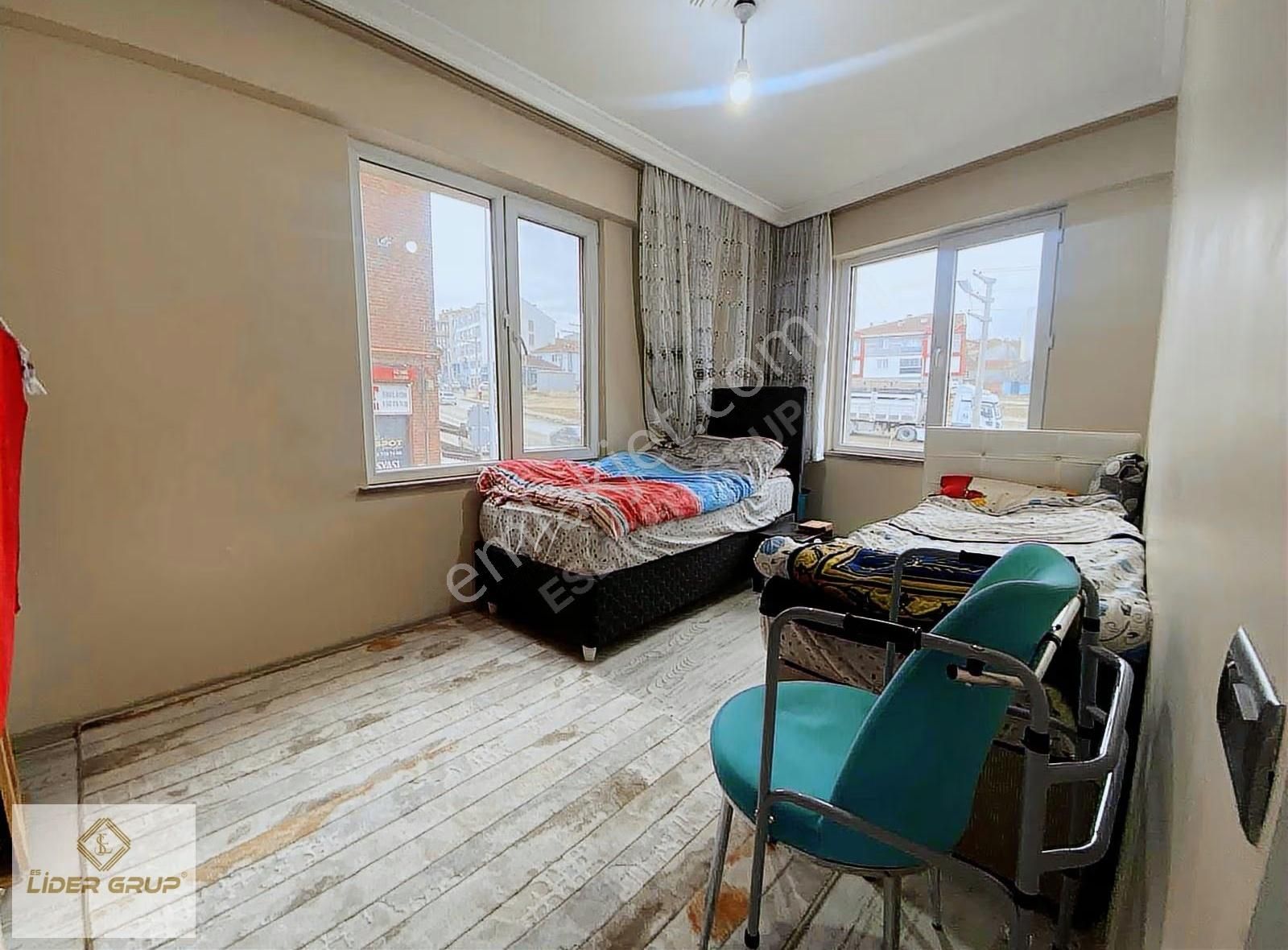 Eslider'den Muhteşem Konumda Yerden Isıtmalı Lüks 2+1 Daire - Görsel 8