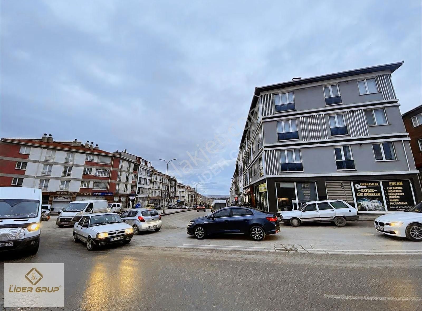 Eslider'den Muhteşem Konumda Yerden Isıtmalı Lüks 2+1 Daire - Görsel 5