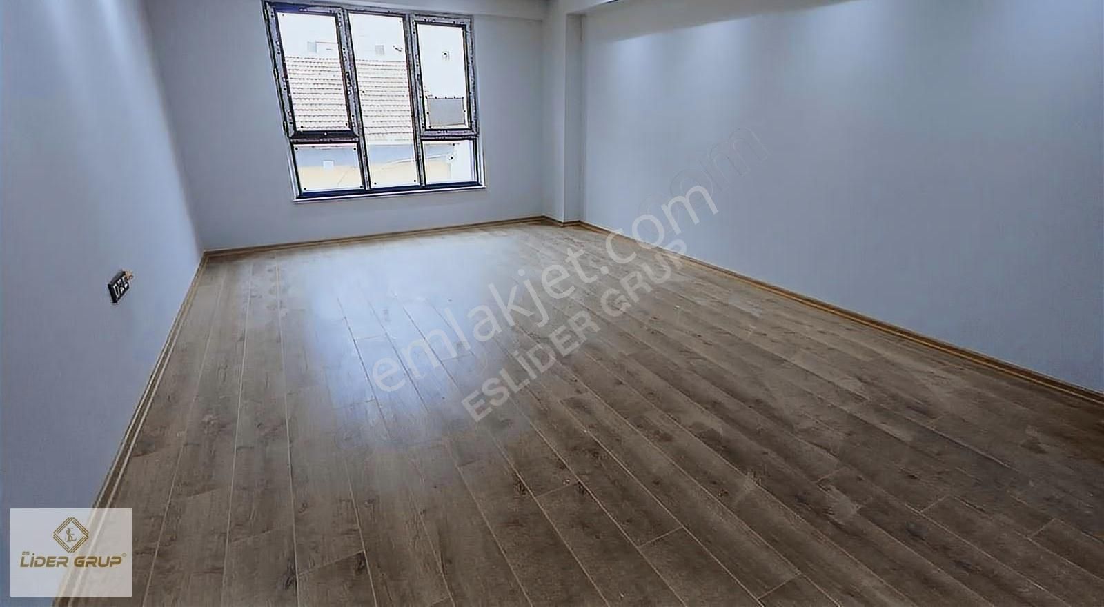 Eslider Emlaktan Çamlıcada 3+1 - Görsel 8