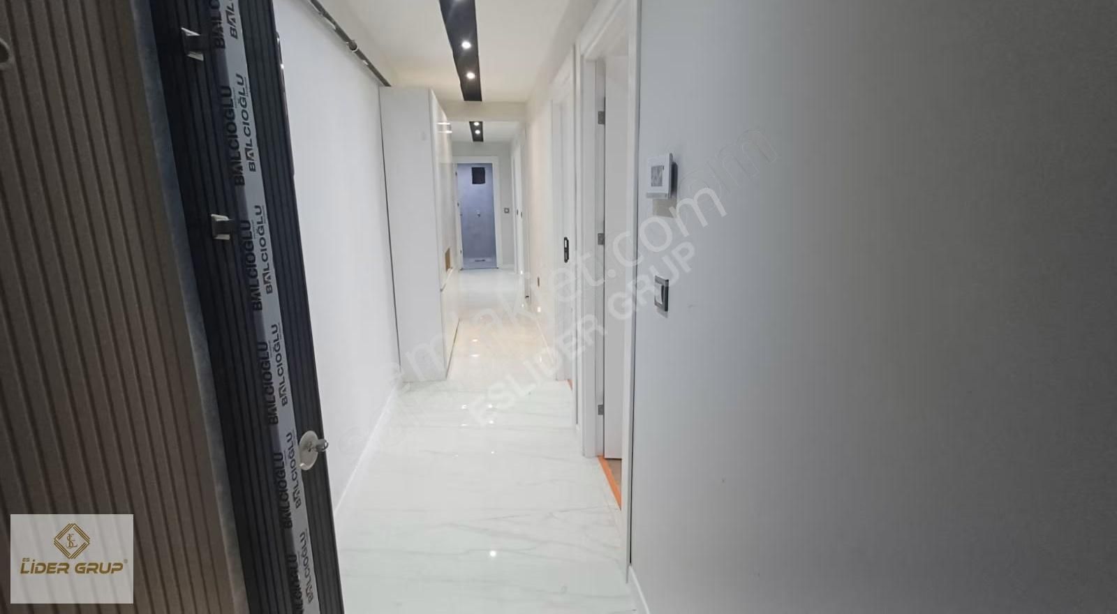 Eslider Emlaktan Çamlıcada 3+1 - Görsel 15