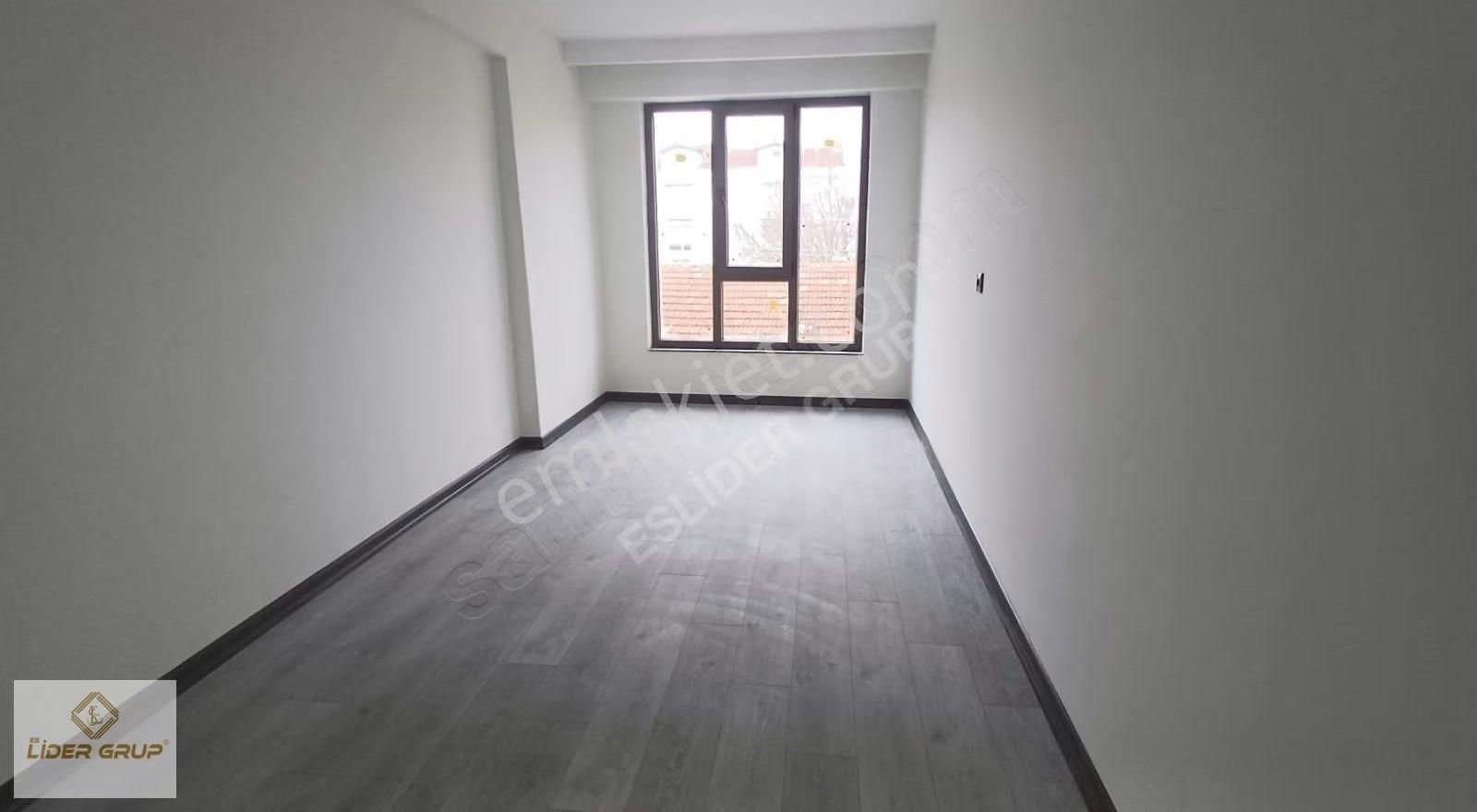 Eslider Emlaktan Çamlıcada 3+1 - Görsel 4