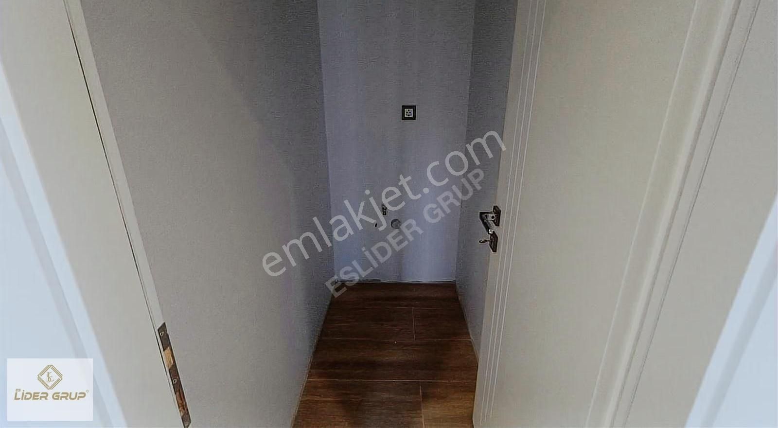 Eslider Emlaktan Çamlıcada 3+1 - Görsel 11