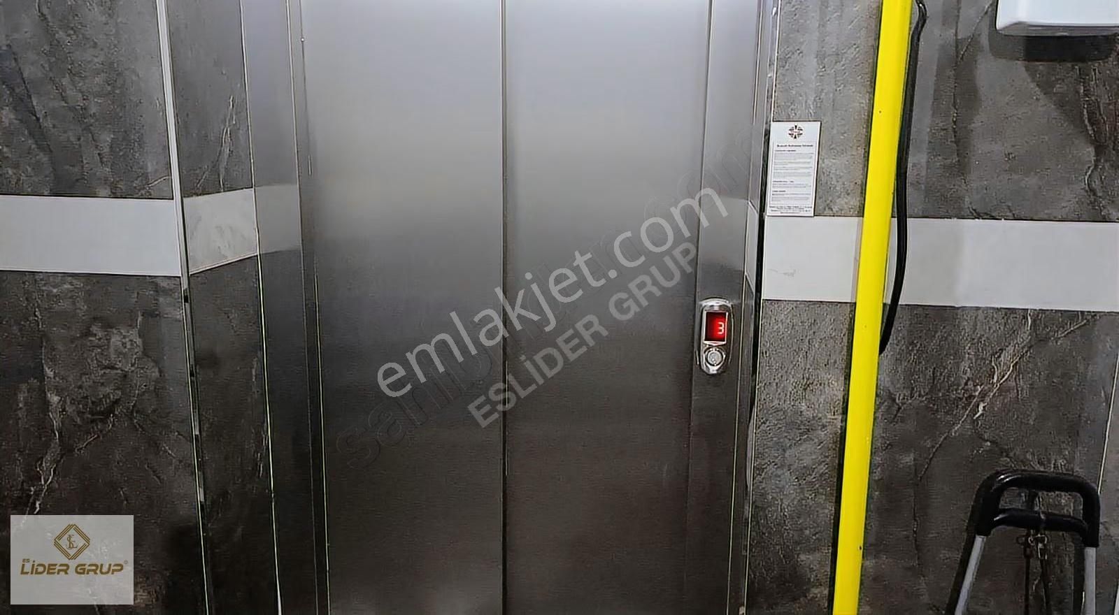 Eslider Emlaktan Çamlıcada 3+1 - Görsel 7