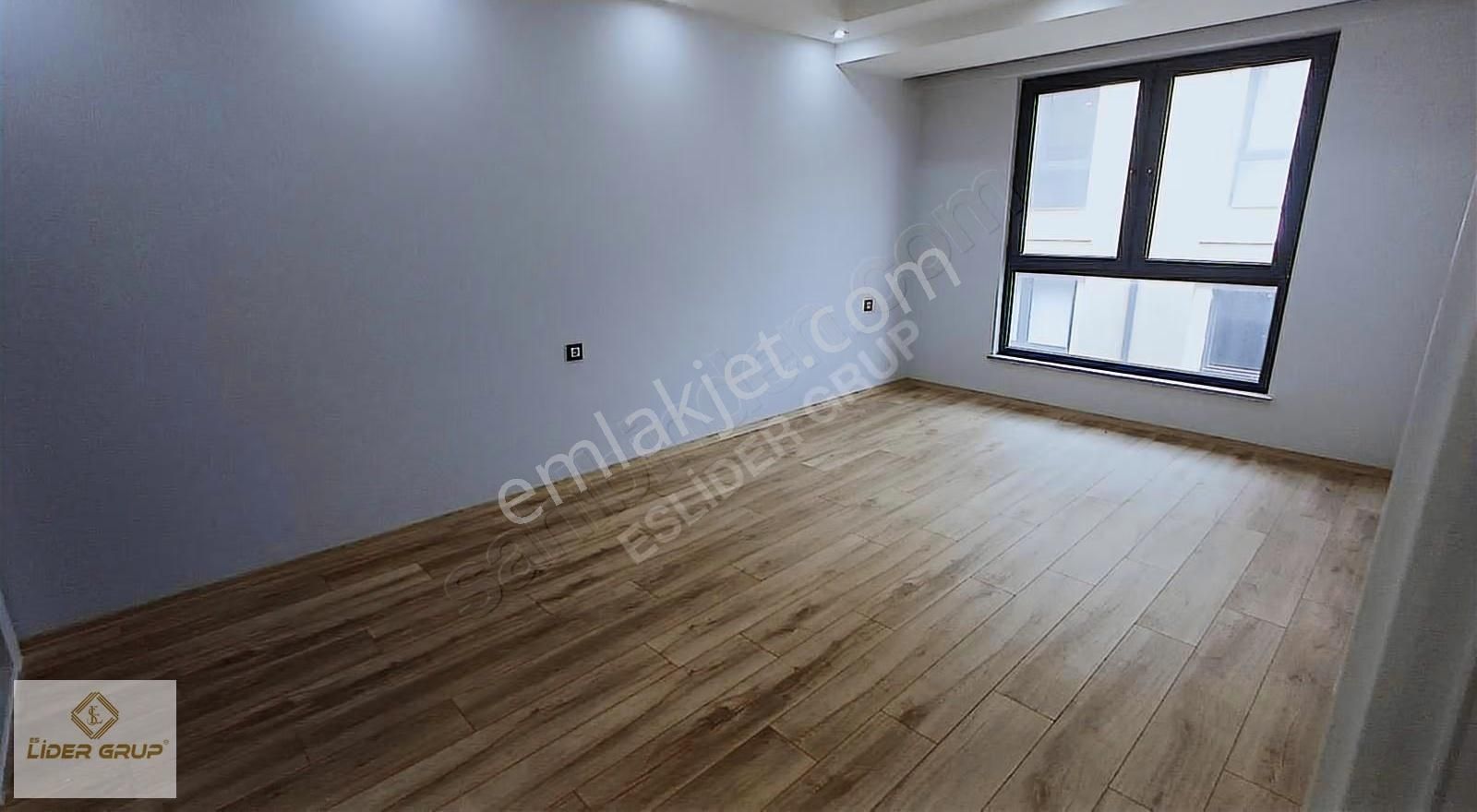 Eslider Emlaktan Çamlıcada 3+1 - Görsel 16