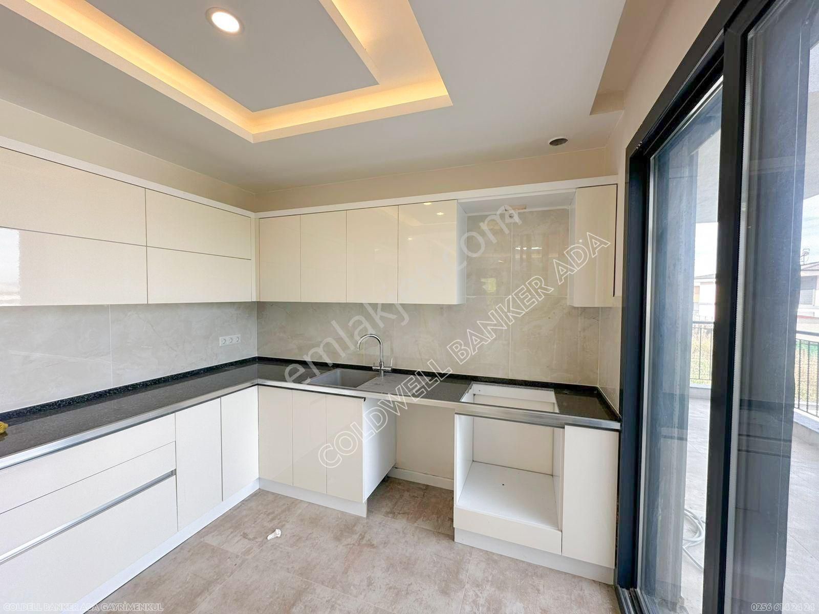 Yaylaköy'de Deniz Manzaralı, Müstakil 7+1 Villa - Görsel 7