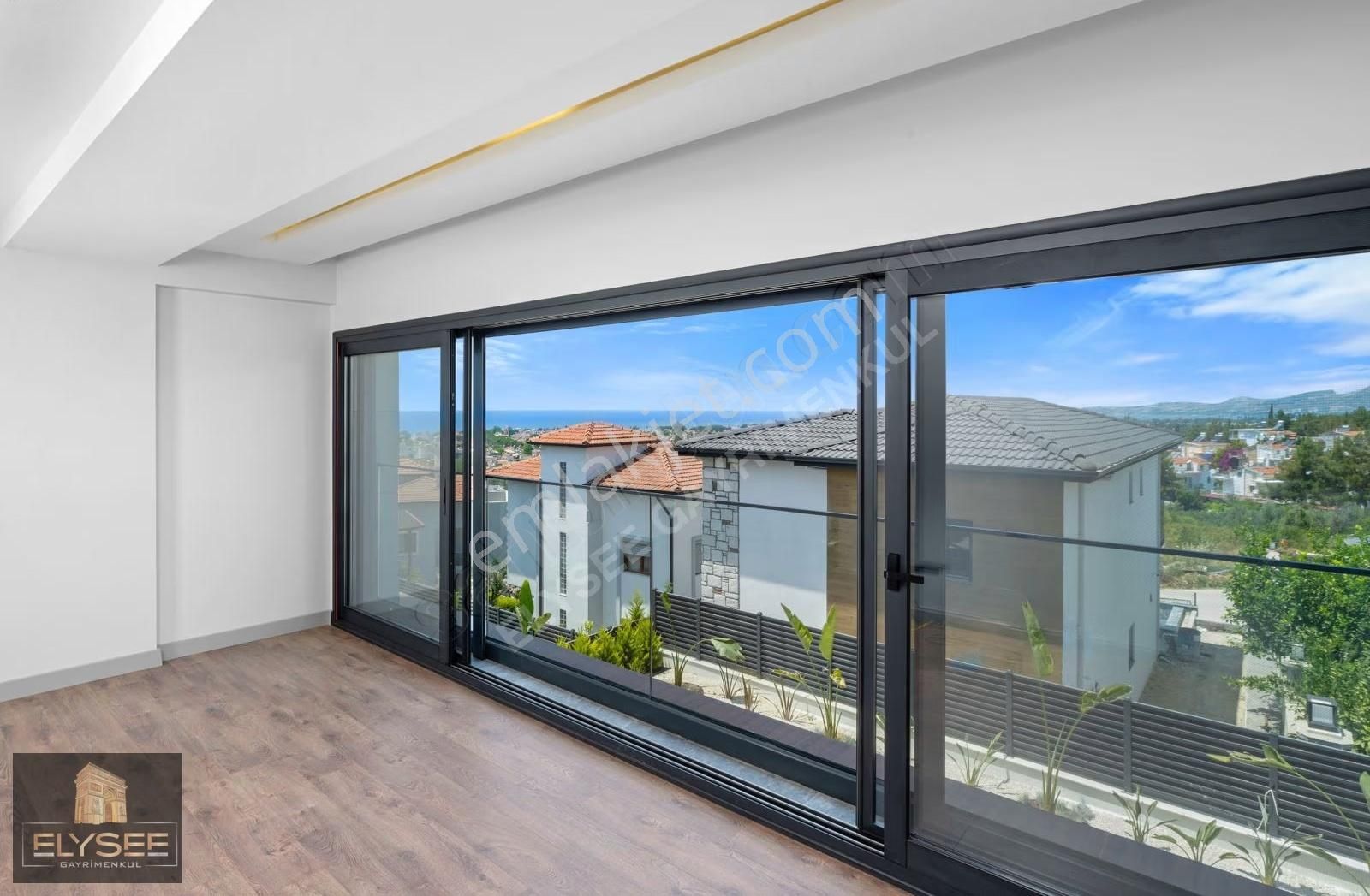 Soğucakta 4+1, Özel Havuzlu, Akıllı Ev Sistemli Deniz Manzaralı - Görsel 10