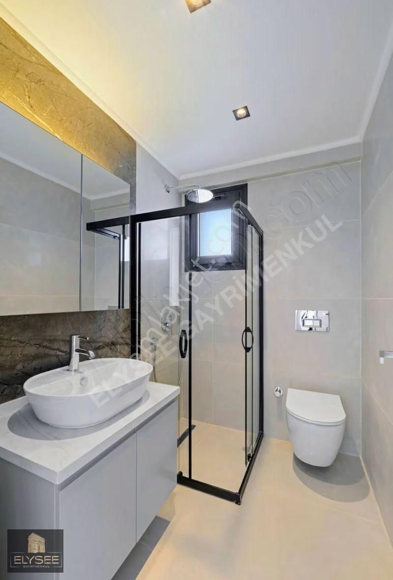 Soğucakta 4+1, Özel Havuzlu, Akıllı Ev Sistemli Deniz Manzaralı - Görsel 5