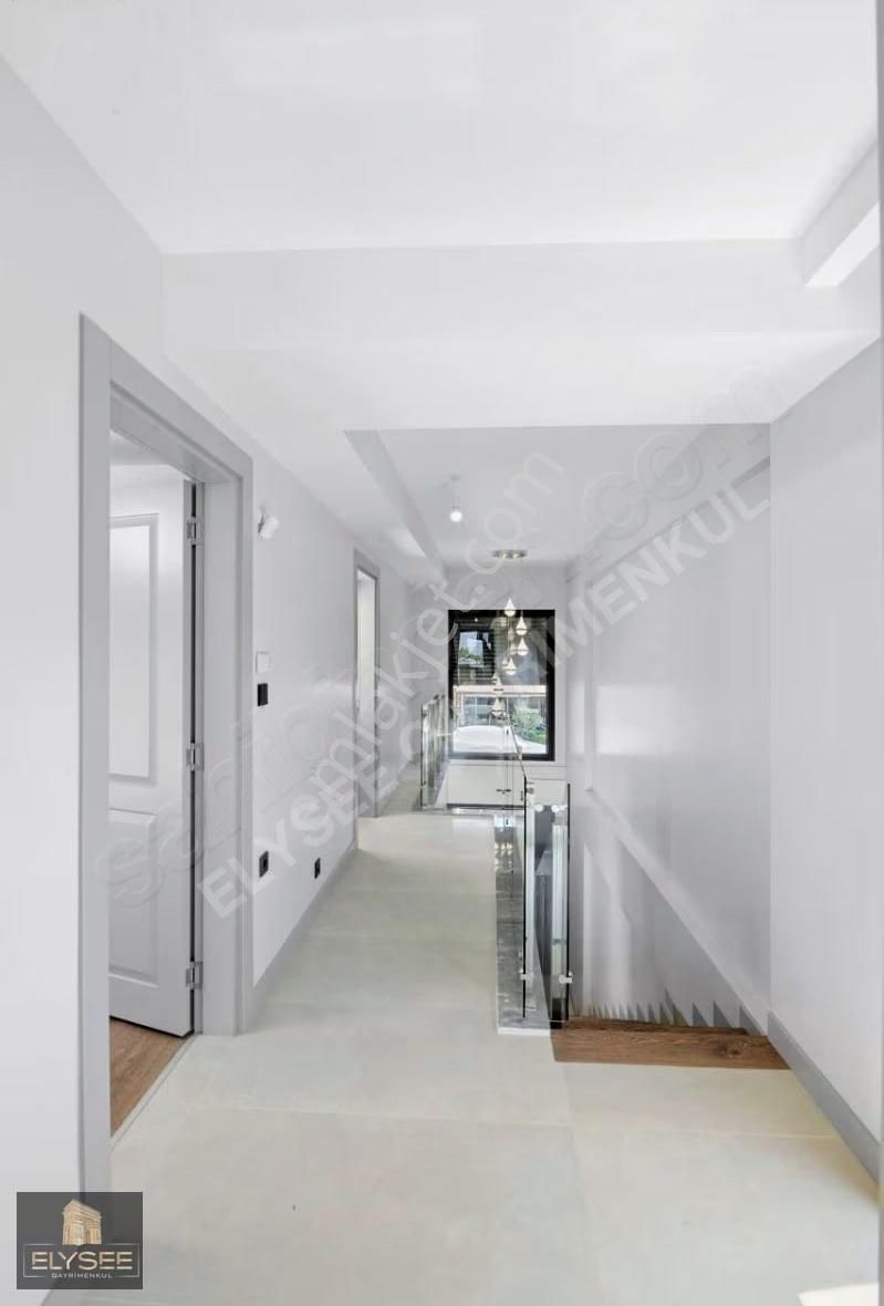 Soğucakta 4+1, Özel Havuzlu, Akıllı Ev Sistemli Deniz Manzaralı - Görsel 18