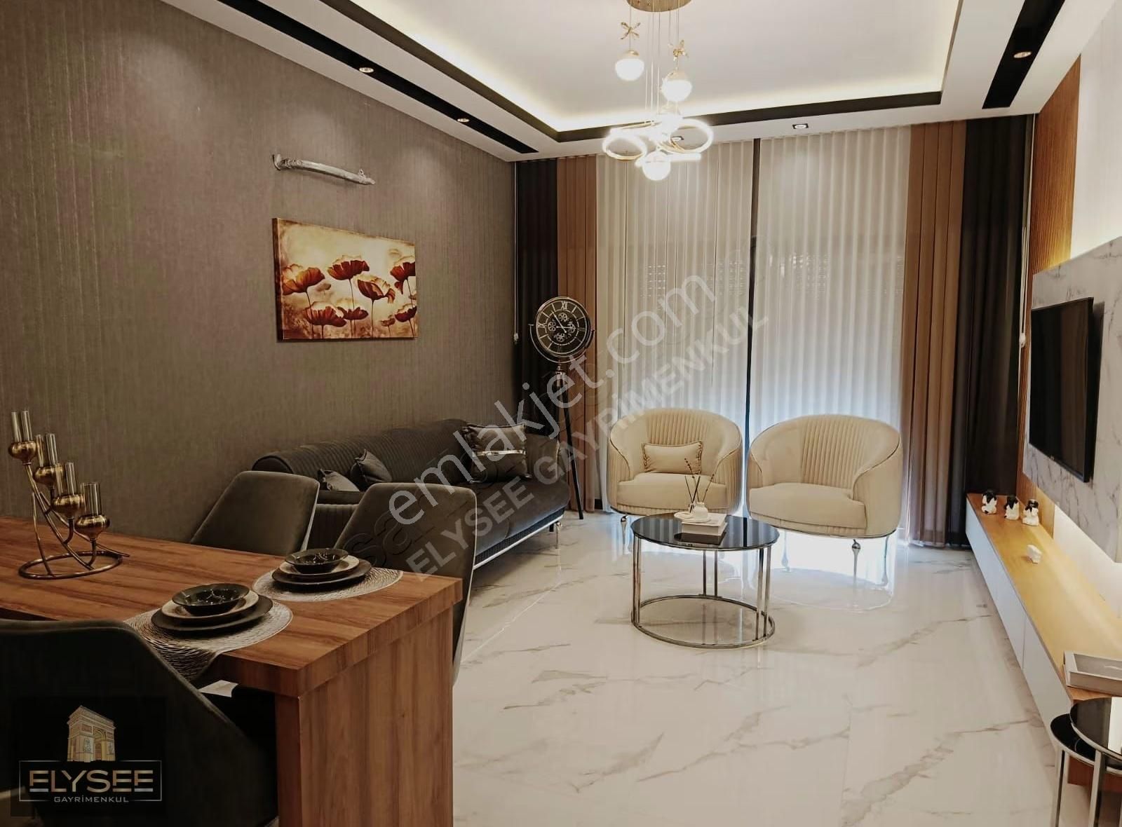 Kuşadası'nda Güvenlikli Havuzlu Sitede Ultra Lüks 2+1sıfır Daire - Görsel 9