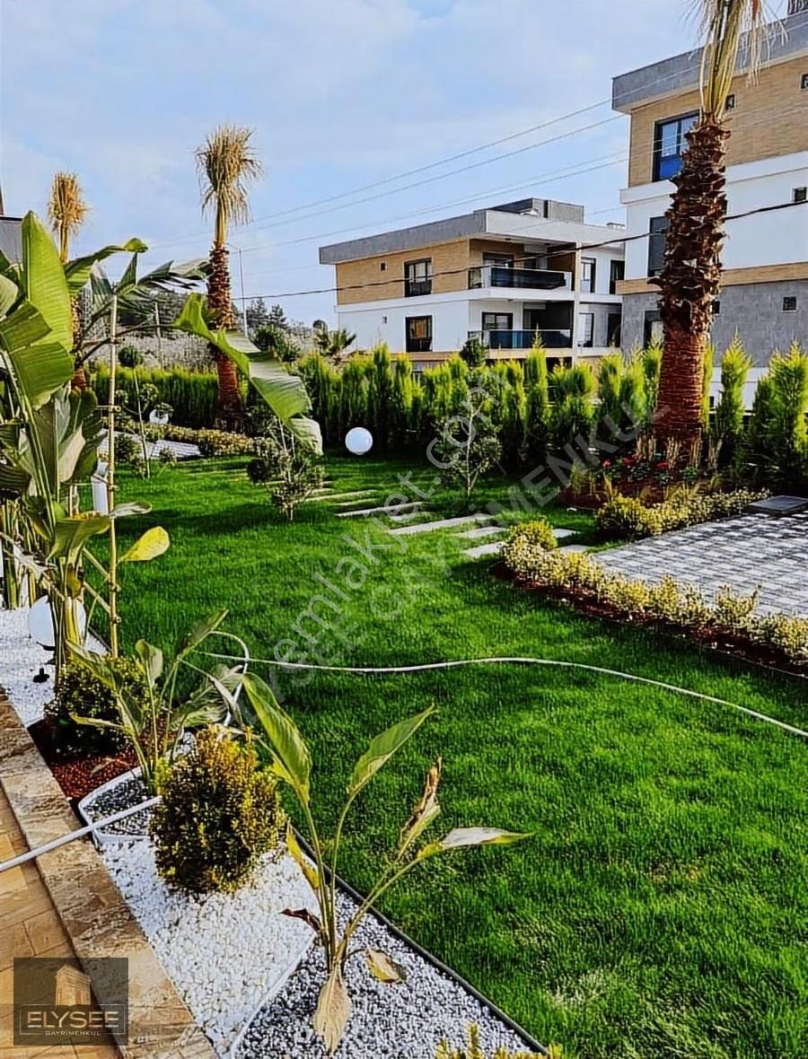 Kuşadası'nda Güvenlikli Havuzlu Sitede Ultra Lüks 2+1sıfır Daire - Görsel 5