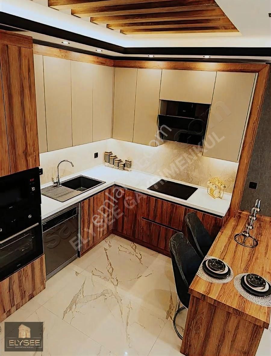 Kuşadası'nda Güvenlikli Havuzlu Sitede Ultra Lüks 2+1sıfır Daire - Görsel 14
