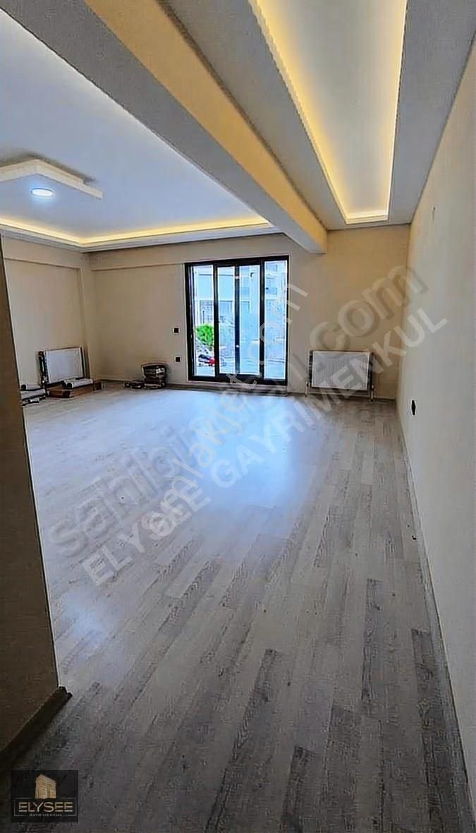 Davutlar Merkezde 140 M² Acil Satılık 2+1 Daire - Görsel 9