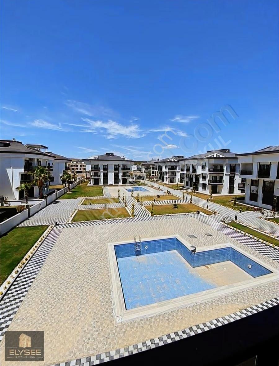 Didim De Lüks Site İçerisinde Fırsat Fiyatlı 3+1 Dubleks