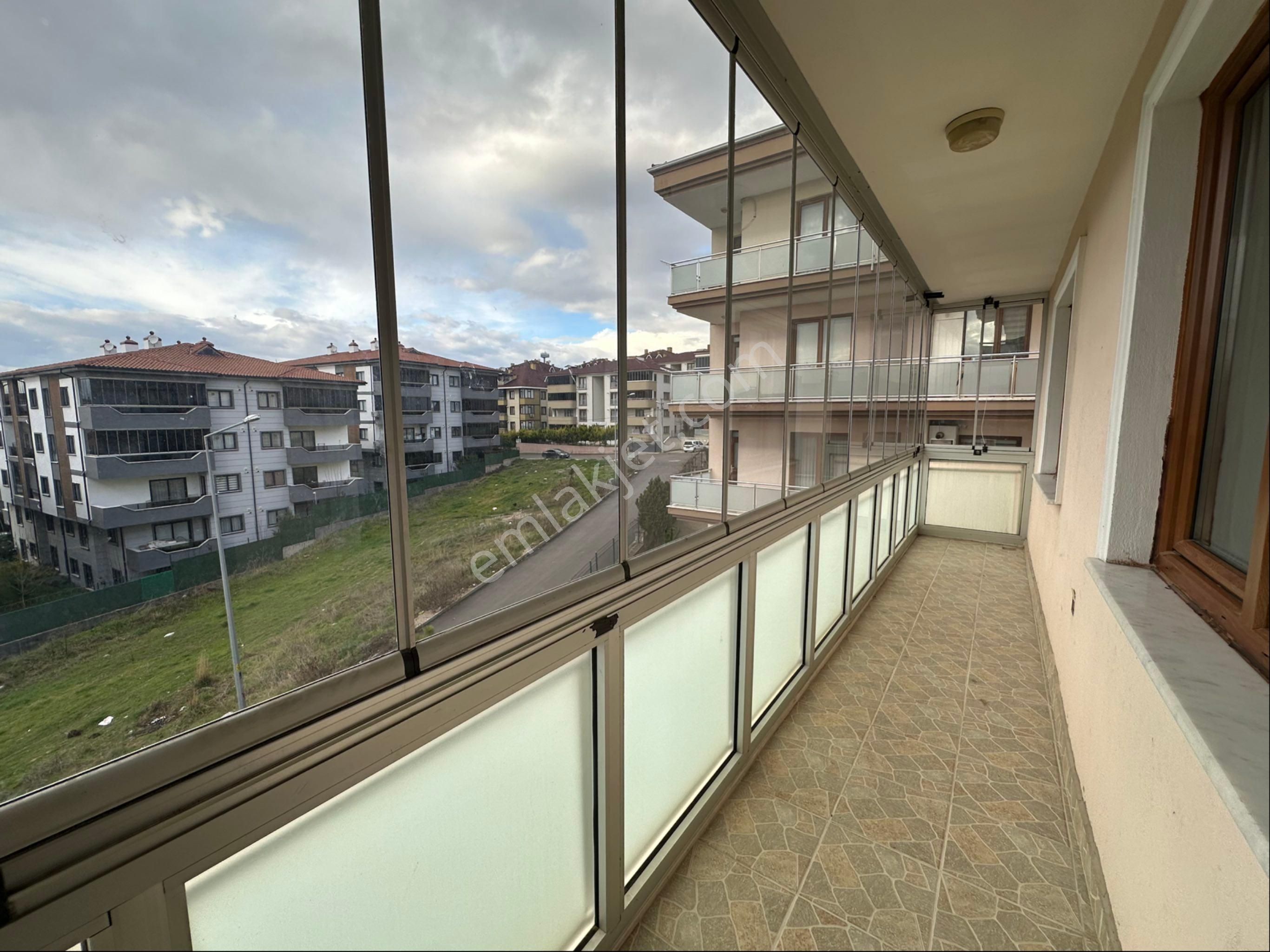 Roma' Dan Yeni Mahalle' De Site İçi Kiralık Daire - Görsel 9