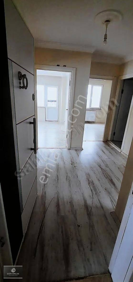 Kazım Karabekir 2+1 Yüksek Giriş Caddeye Yakın Satılık Daire - Görsel 3