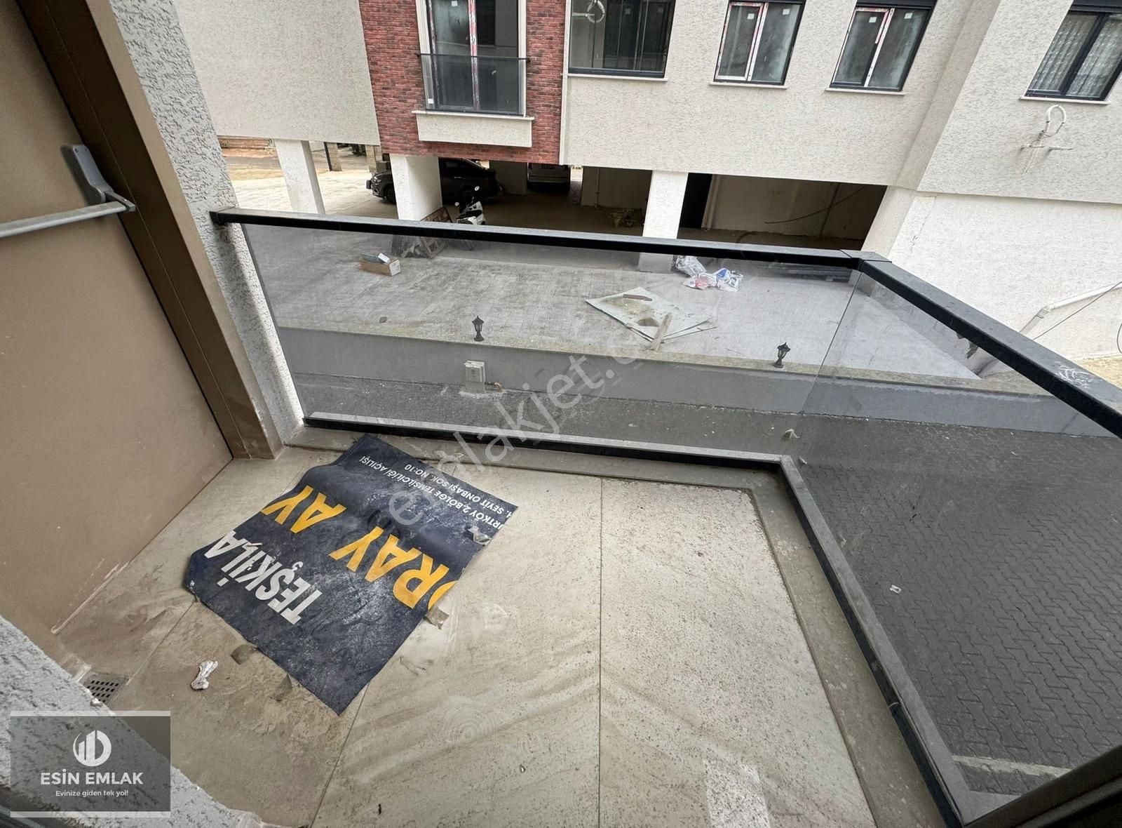 Pendikte Marmaraya 5 Dakika Yürüme Mesafesinde Sıfır Kiralık 2+1 - Görsel 21