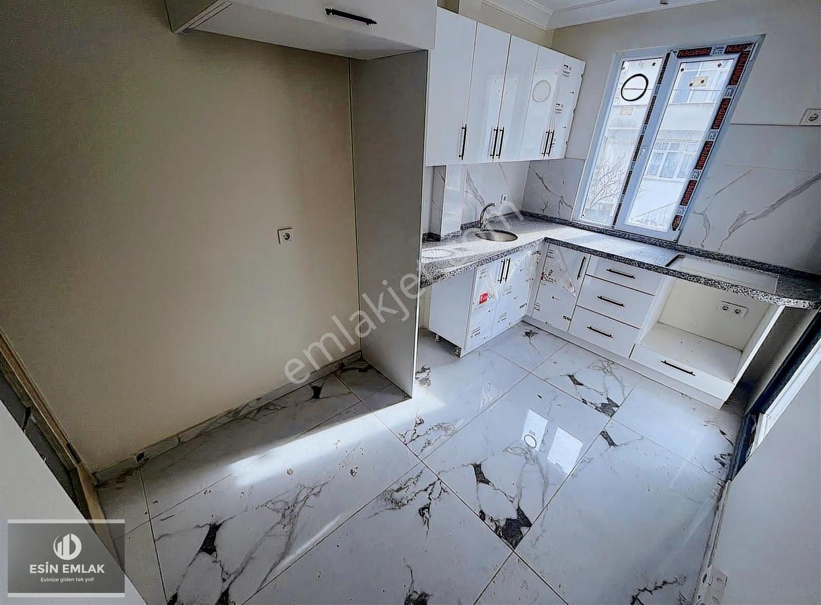 Yunus Mah'de Marmaraya Yakın Arakat 3+1 Daire - Görsel 21