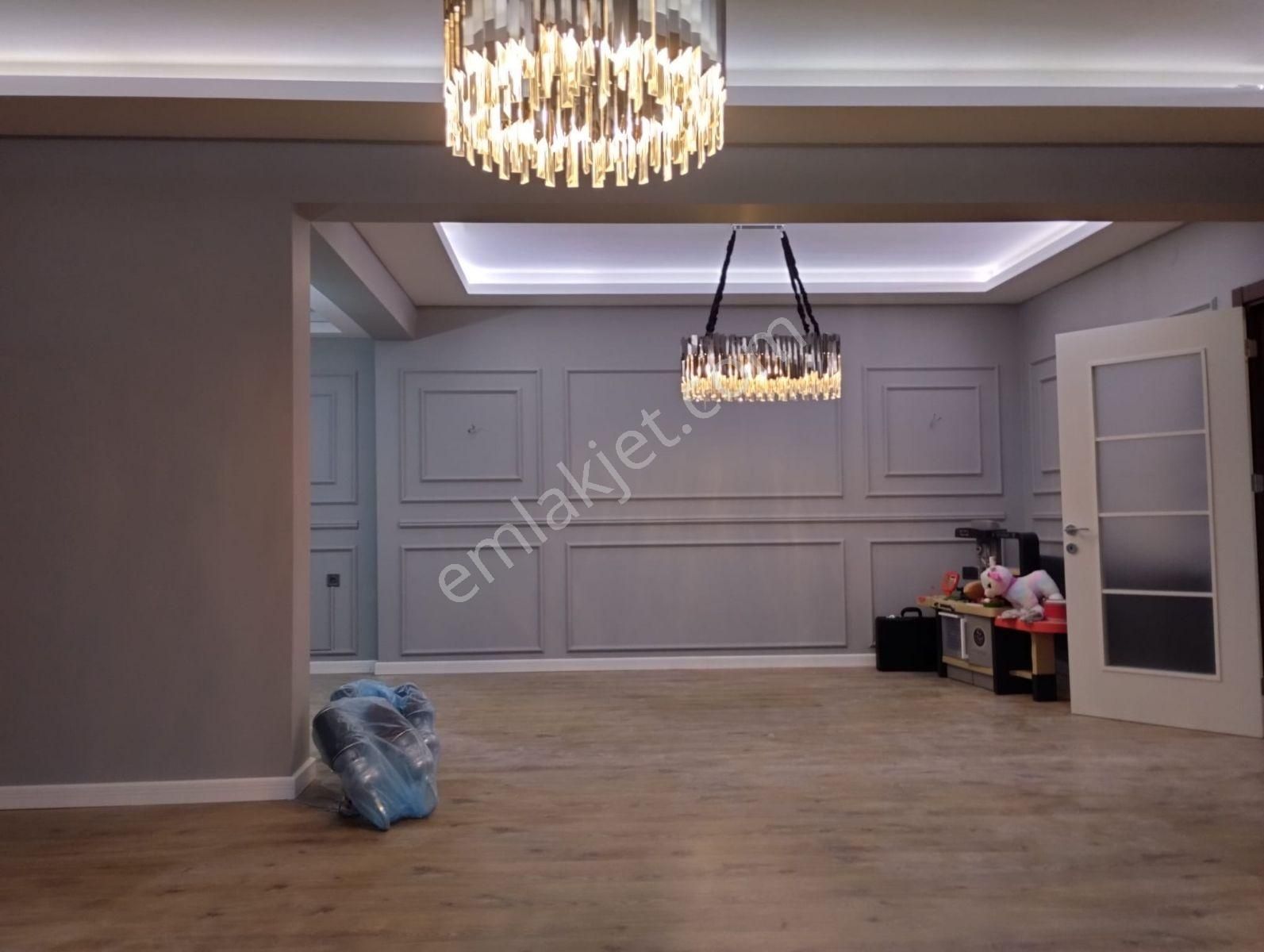 Demirci Merkezde Özel Yapım Türk Hamamı 4+1 Kiralik Daire - Görsel 5