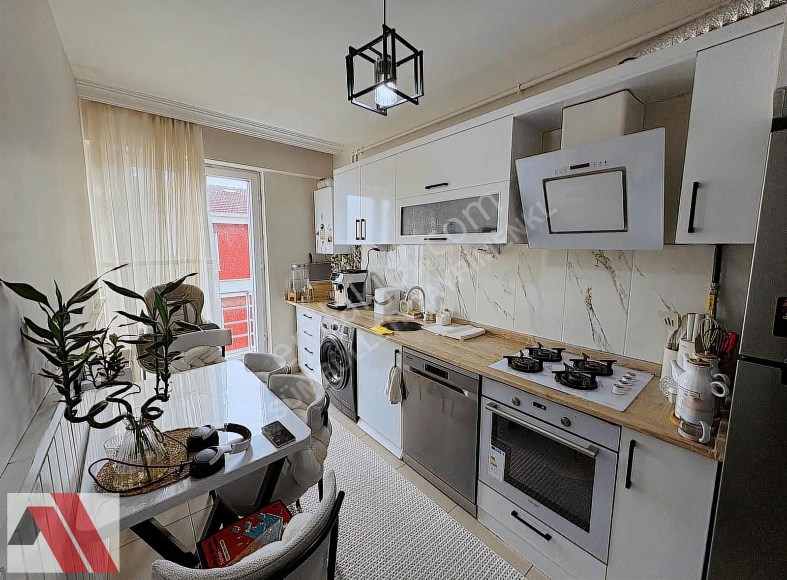 Sümbüller'den Caddeye Yakın Güney Cepheye Hakim 2+1 Dublex Daire