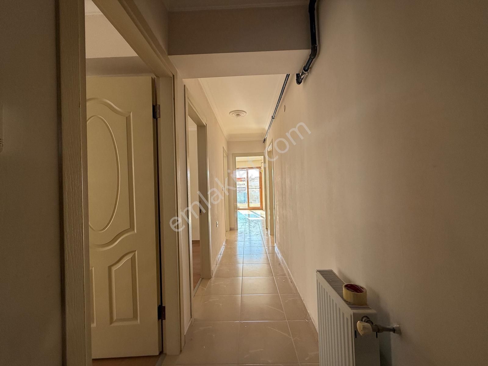 Remax Arma'dan Karşıyaka Yalı Mahallesinde 3+1 Kiralık Daire - Görsel 4