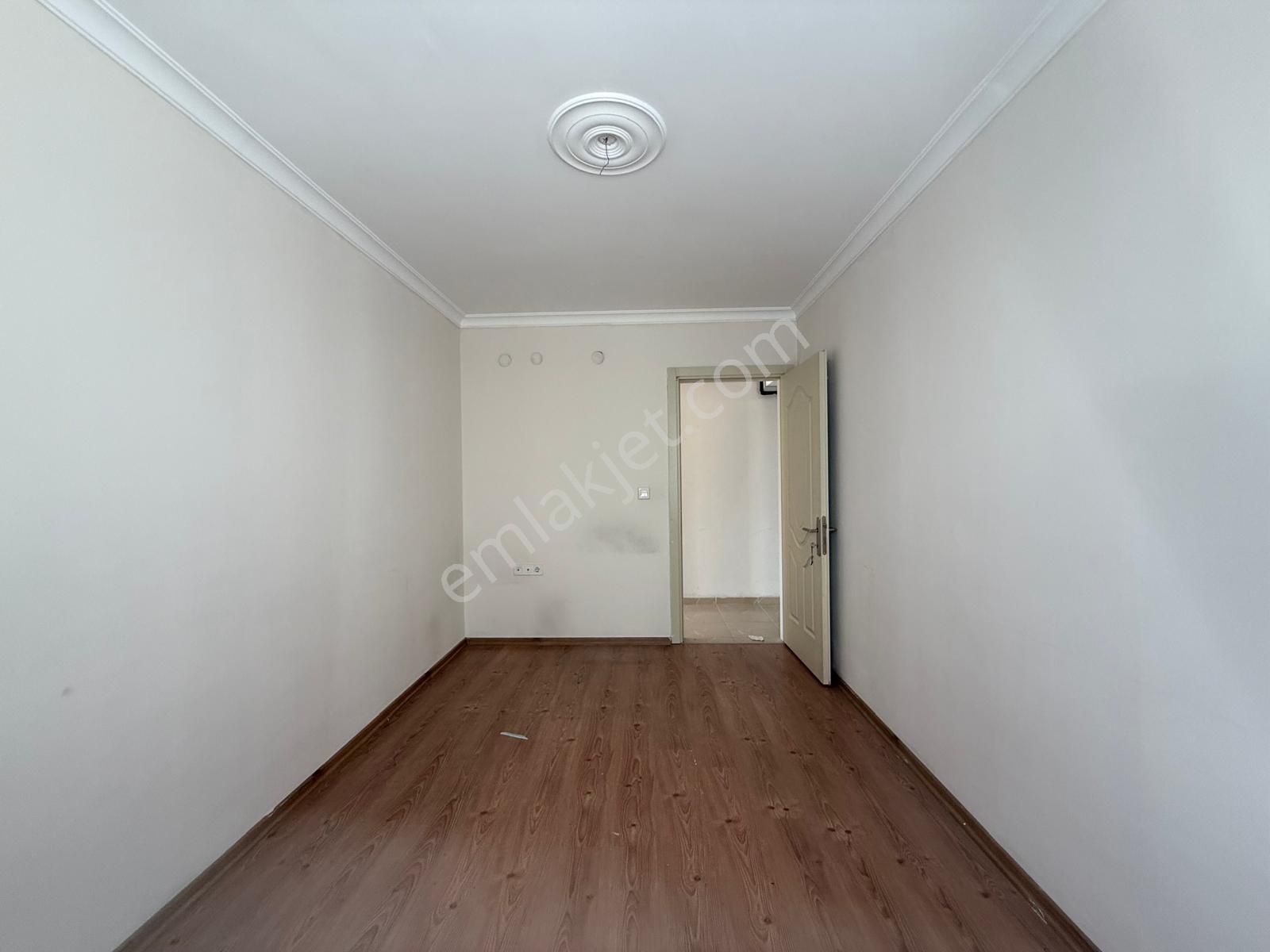 Remax Arma'dan Karşıyaka Yalı Mahallesinde 3+1 Kiralık Daire - Görsel 10