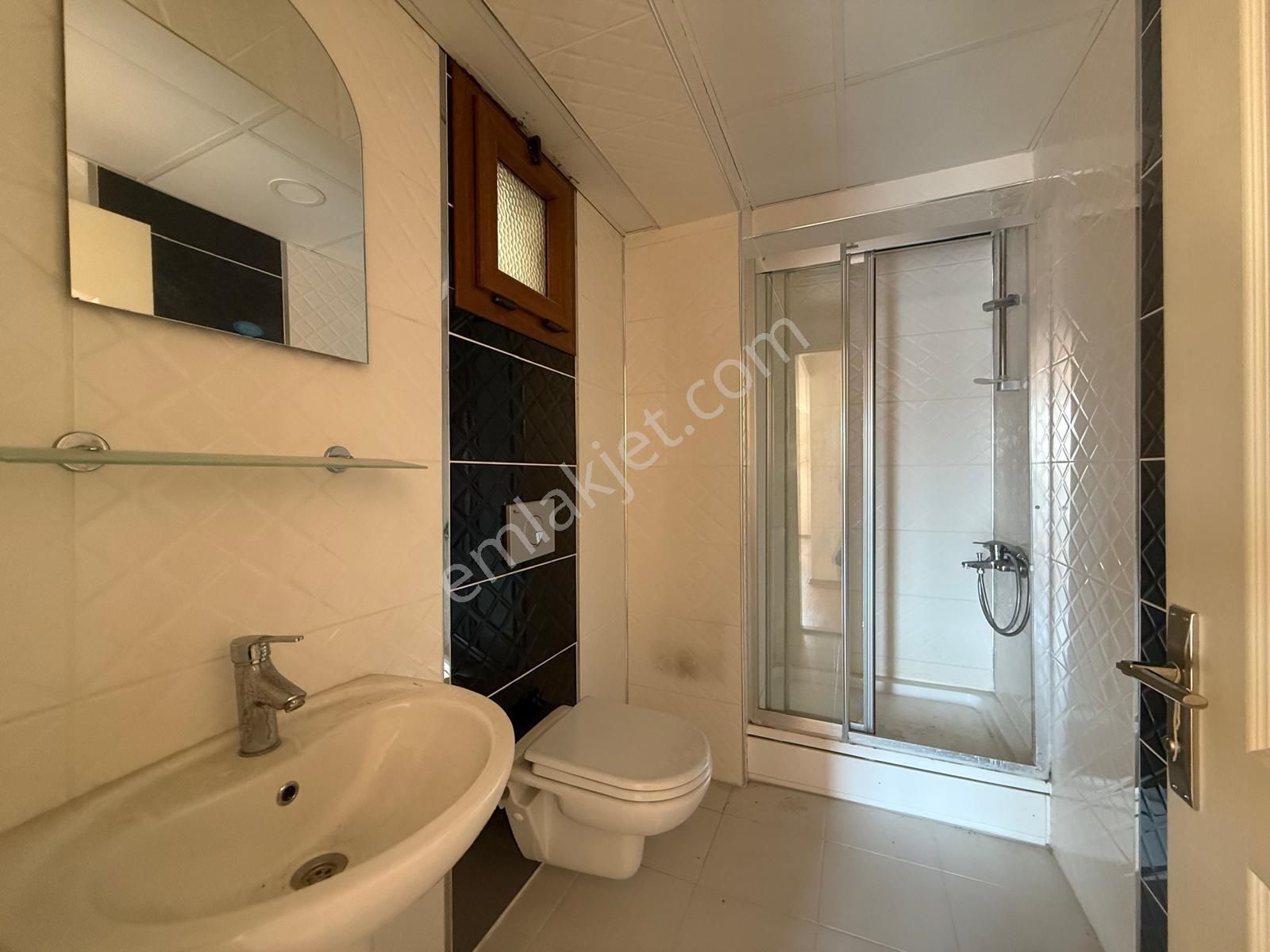 Remax Arma'dan Karşıyaka Yalı Mahallesinde 3+1 Kiralık Daire - Görsel 15