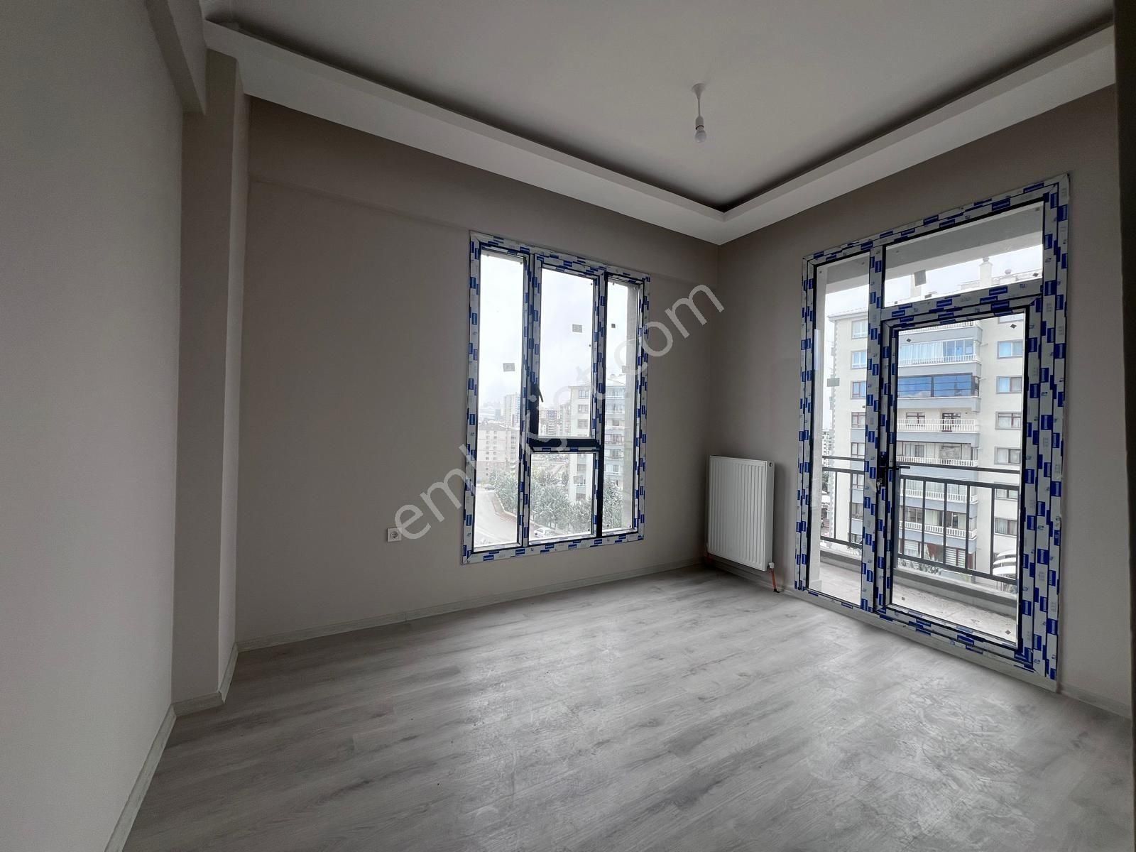 Redstone Castle Turgut Özal Mahallesi Kiralık 2+1 Daire - Görsel 4