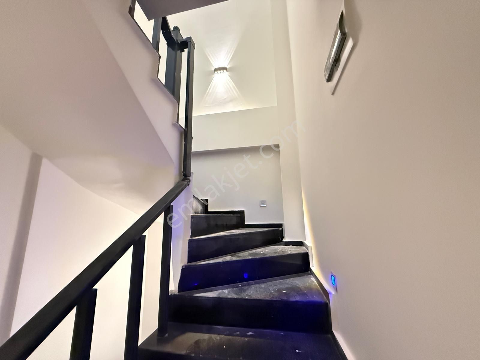 Didimde Fırsat Deniz Manzaralı 3+1 Teraslı Sıfır Villa - Görsel 22